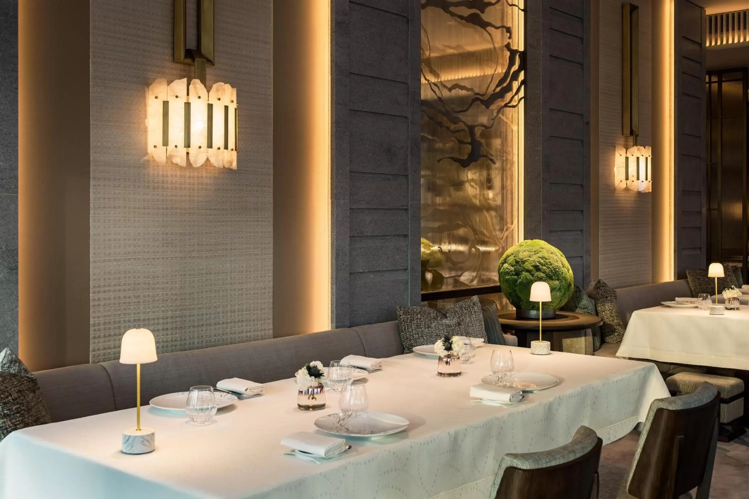 Restaurant/Places to Eat in The St. Regis Hong Kong