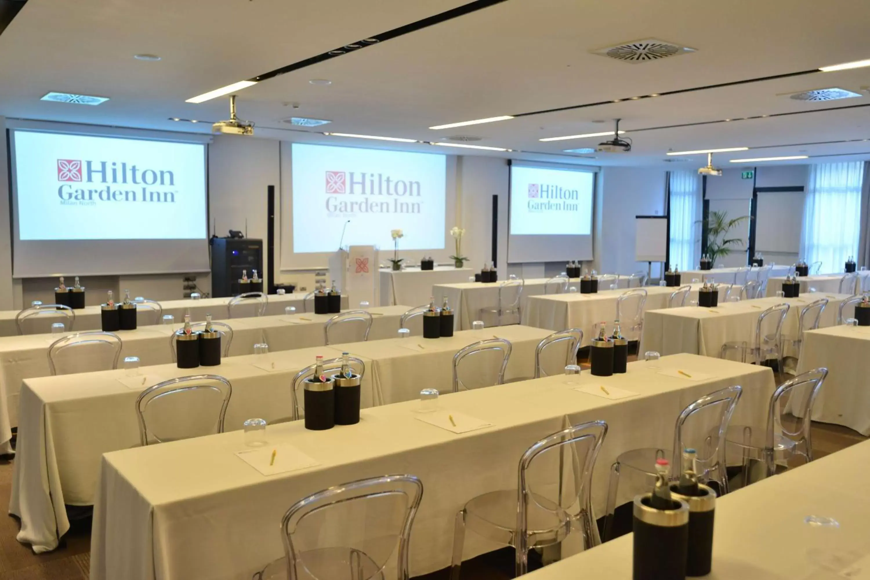 Meeting/conference room in Hilton Garden Inn Milan North