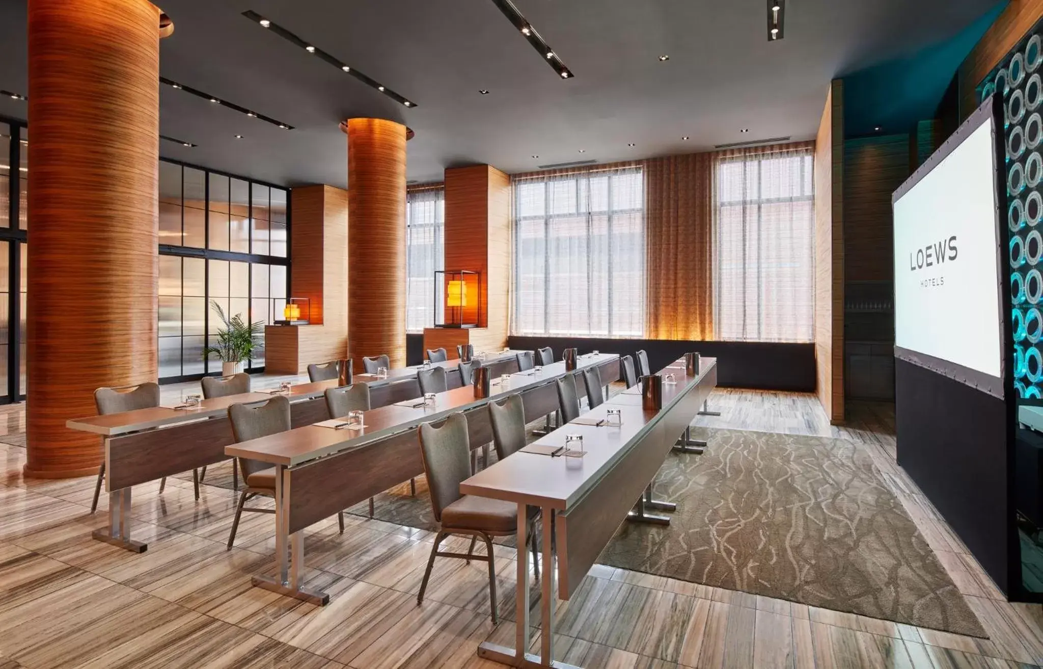 Meeting/conference room, Restaurant/Places to Eat in Loews Minneapolis Hotel