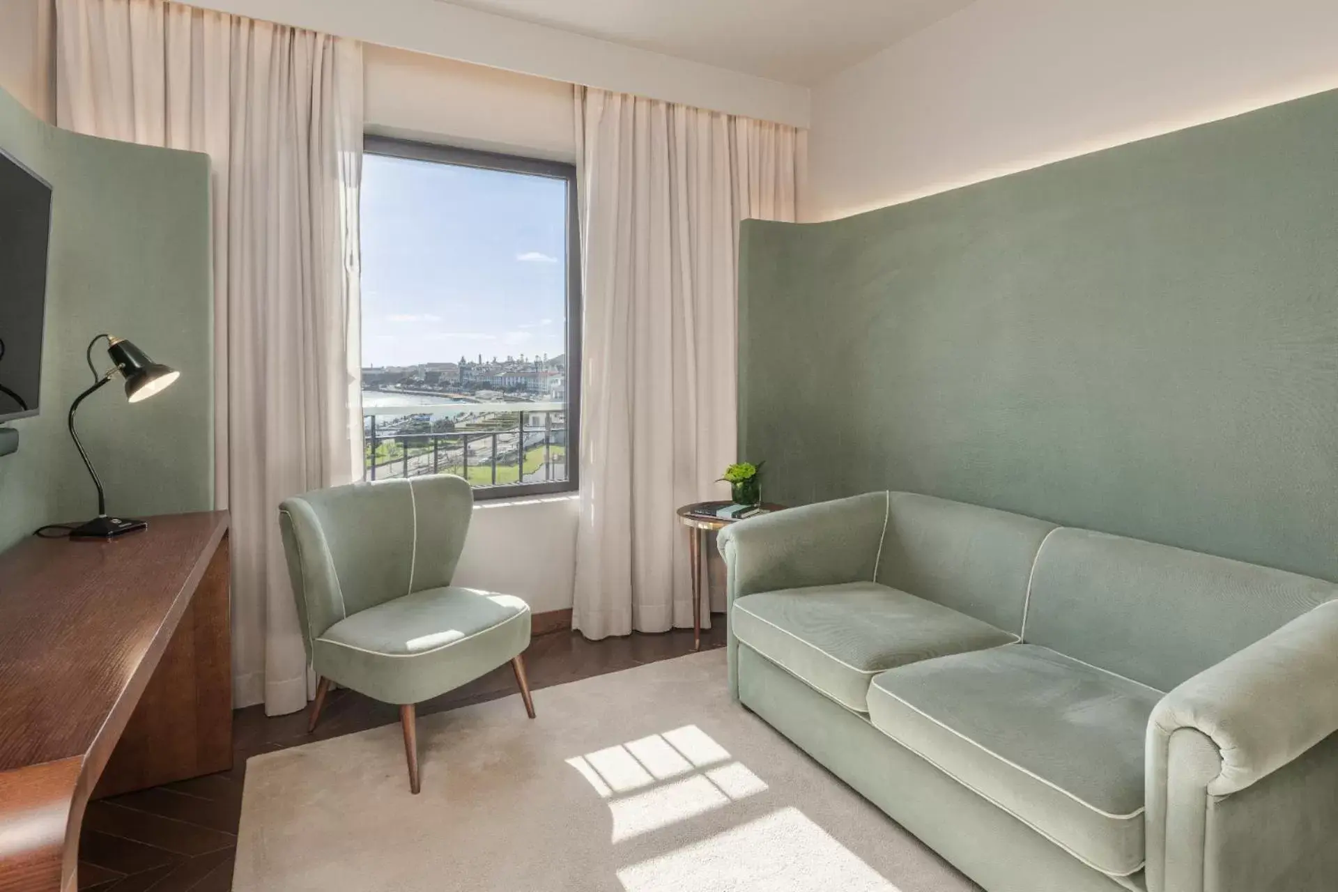 Living room, Seating Area in Grand Hotel Açores Atlântico