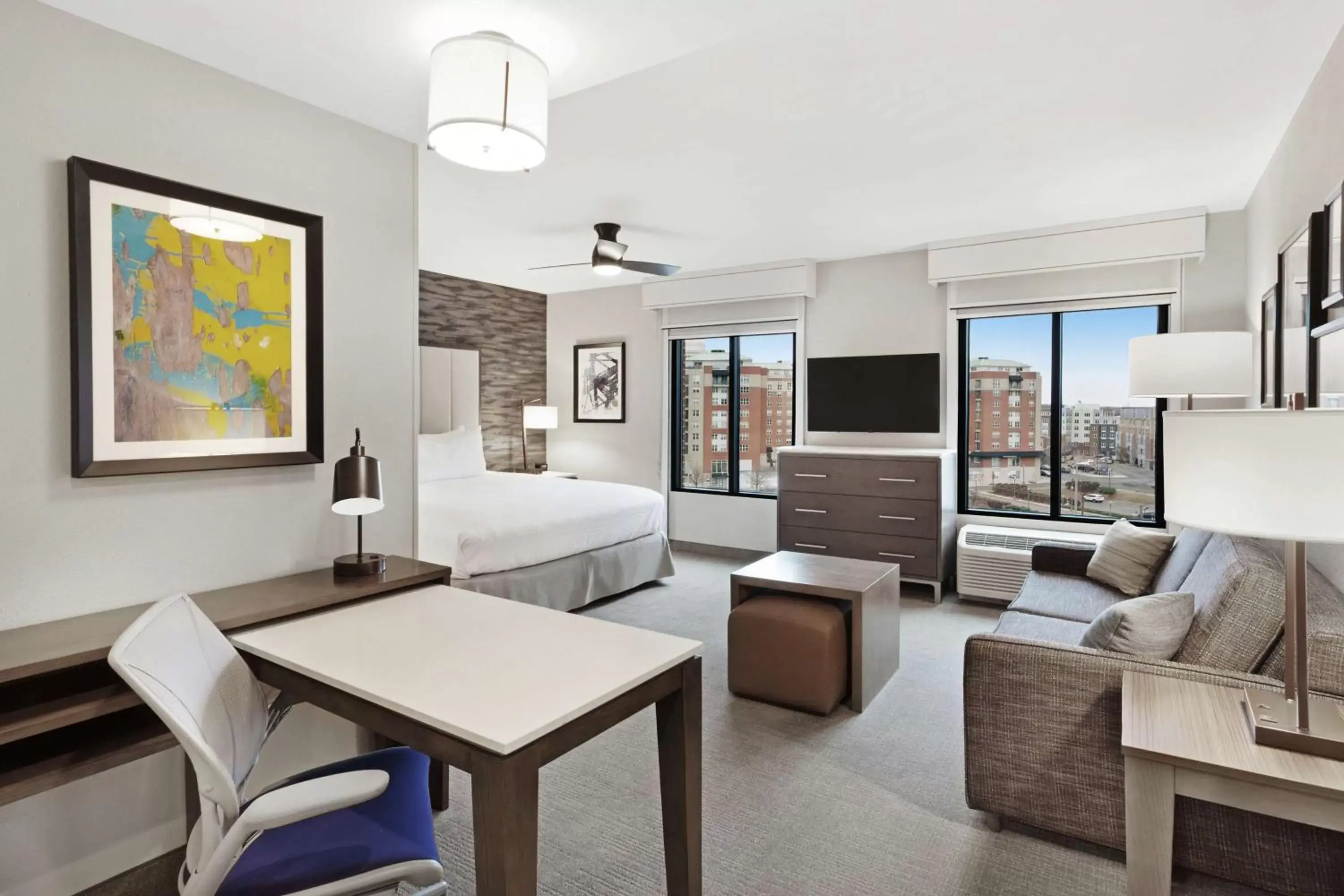 Bedroom, Seating Area in Homewood Suites By Hilton Providence