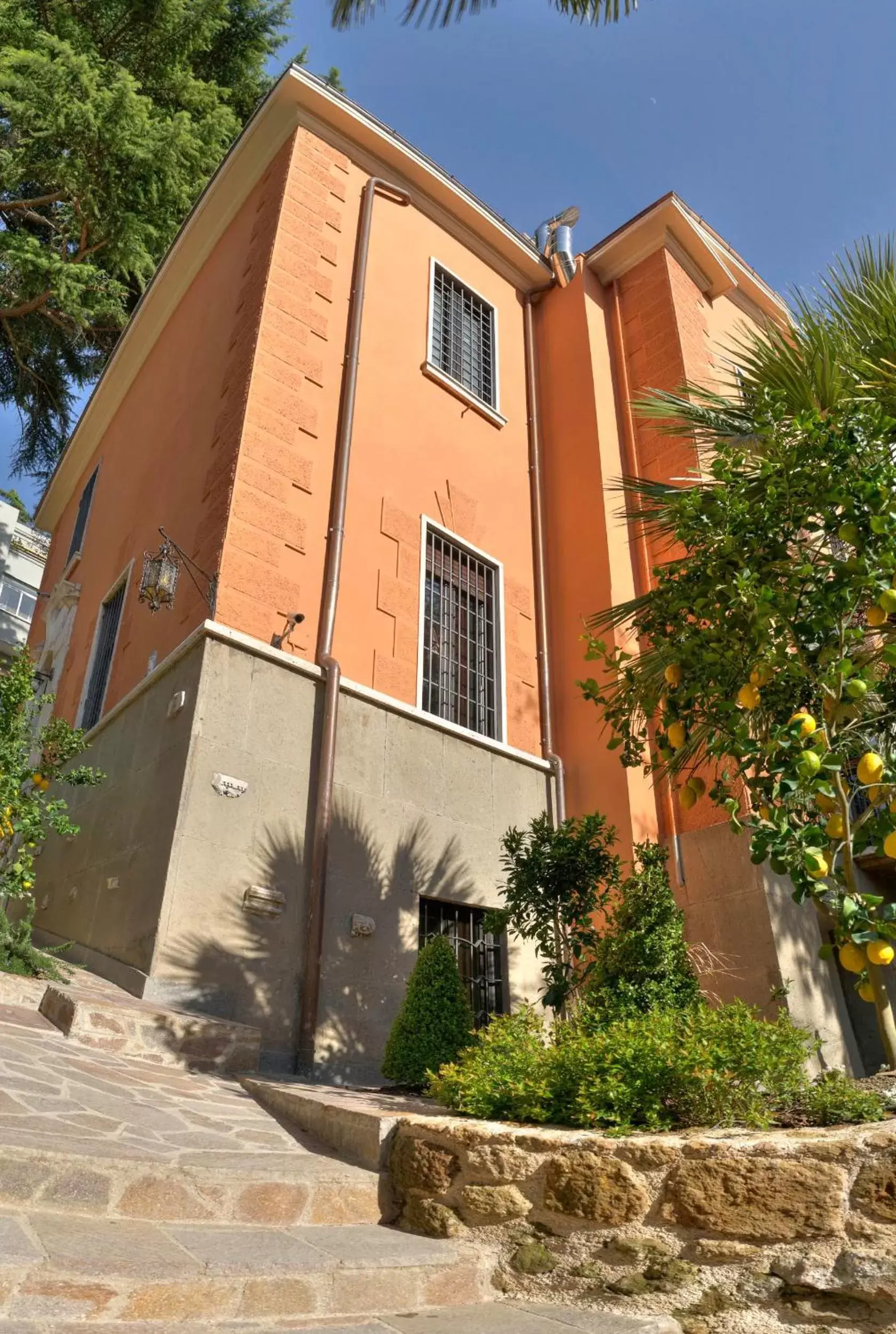 Facade/entrance, Property Building in Contessa Arrivabene Antica Dimora