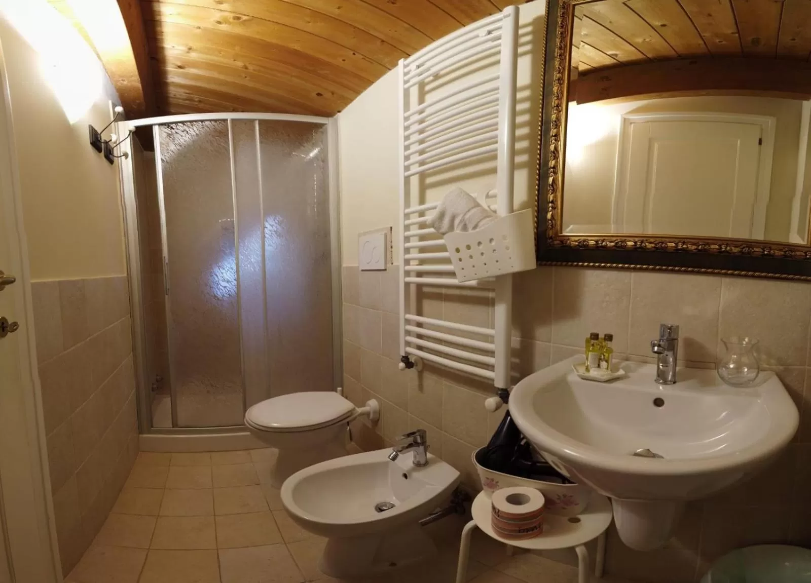 Shower, Bathroom in Residenza delle Grazie
