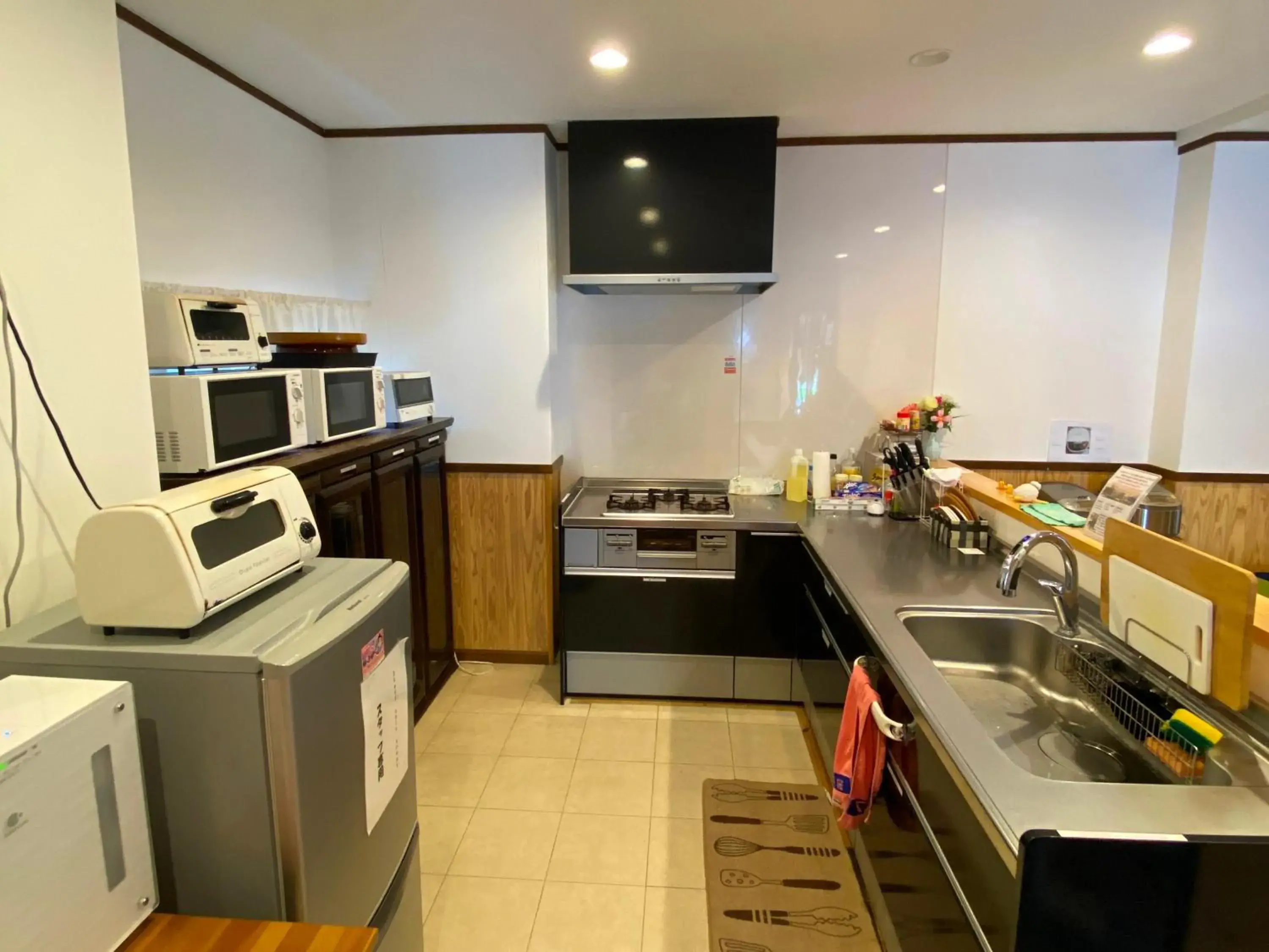 Communal kitchen, Kitchen/Kitchenette in Guest House Danran