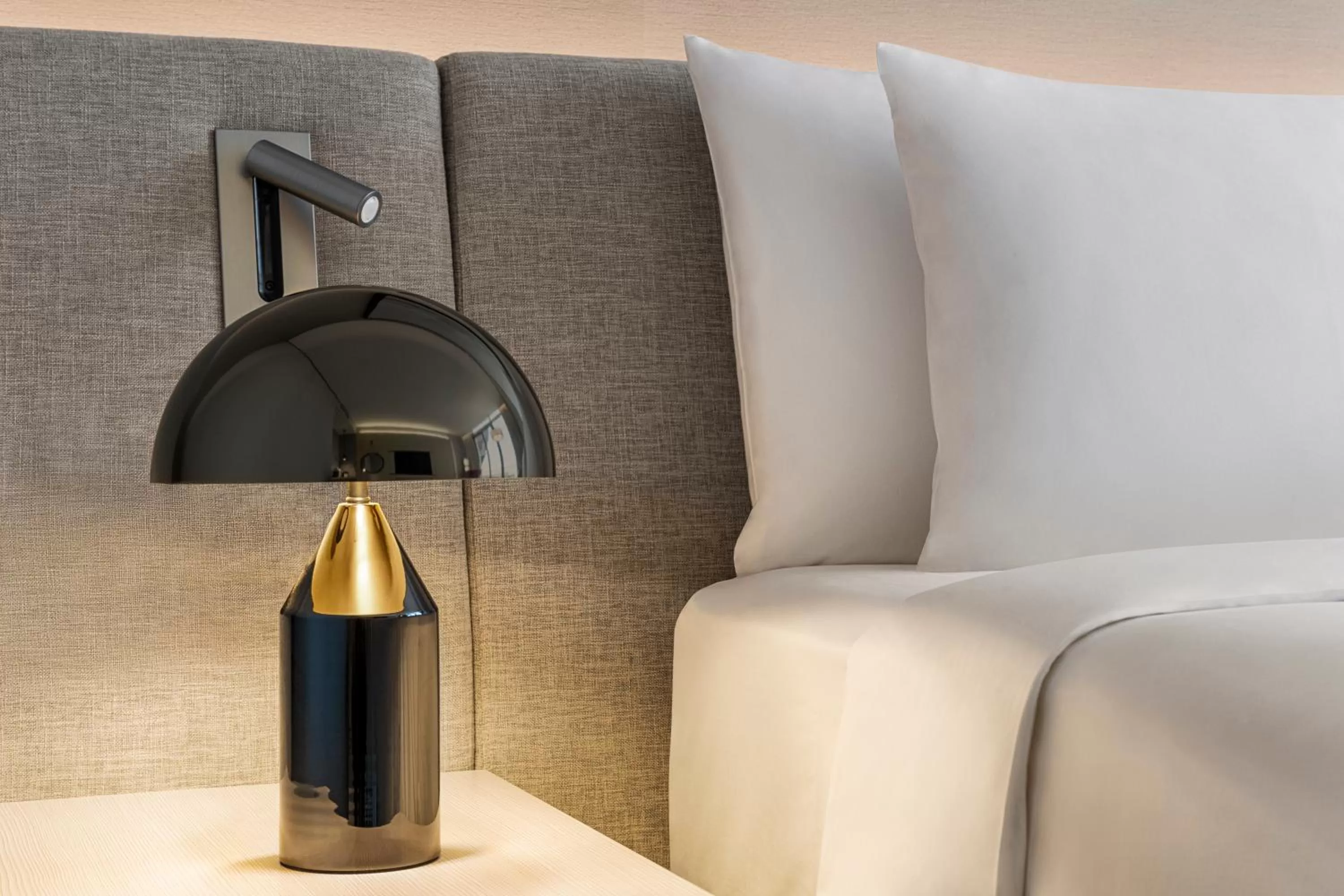 Bed in Radisson Blu Hotel Riyadh Convention and Exhibition Center