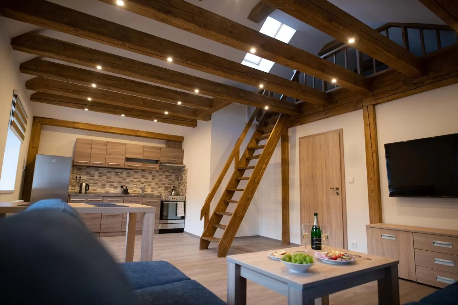 Communal lounge/ TV room in Apartmány Meandry