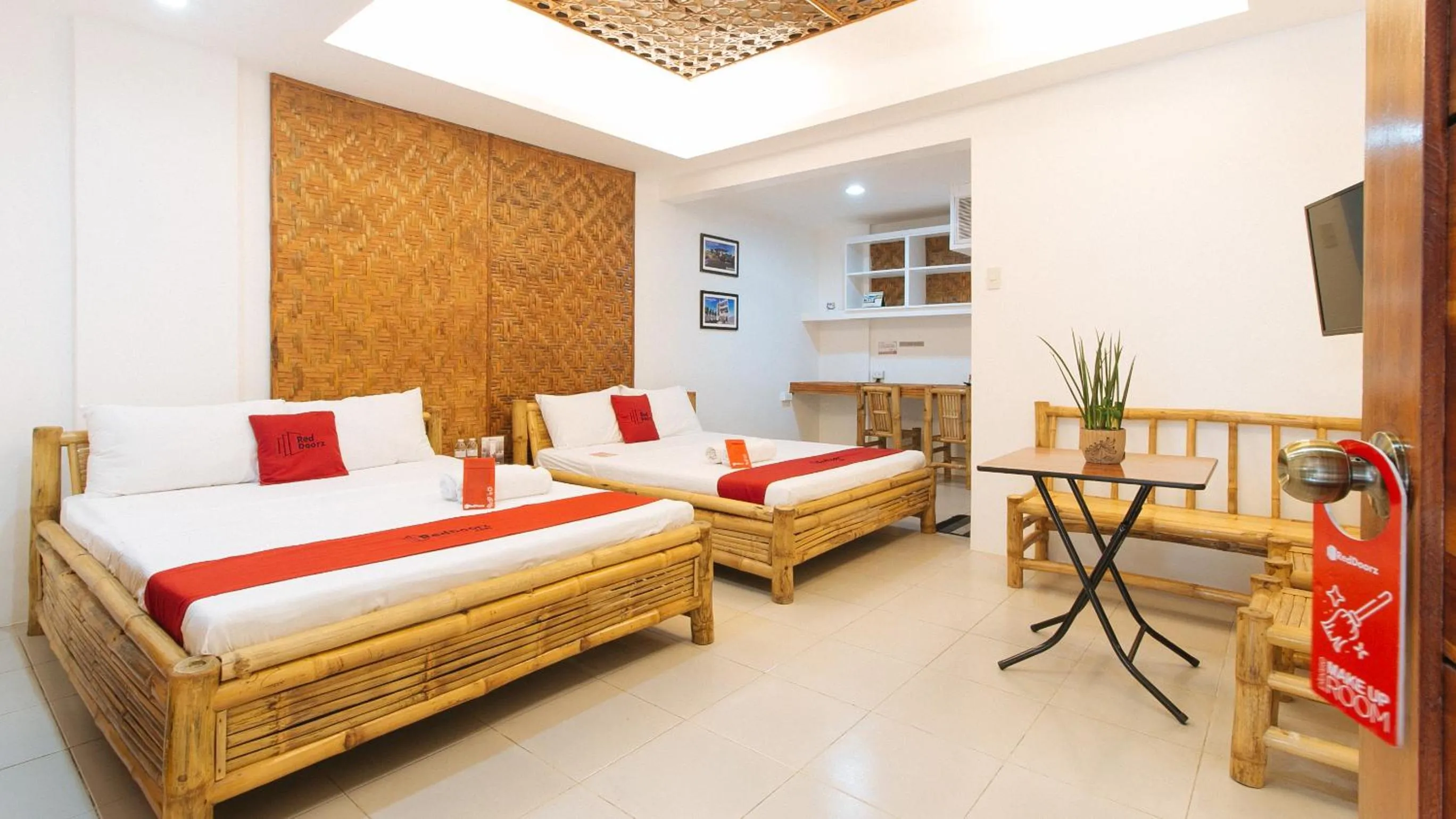 Photo of the whole room, Bed in RedDoorz at DBuilders Rooms Ph1 Taguig