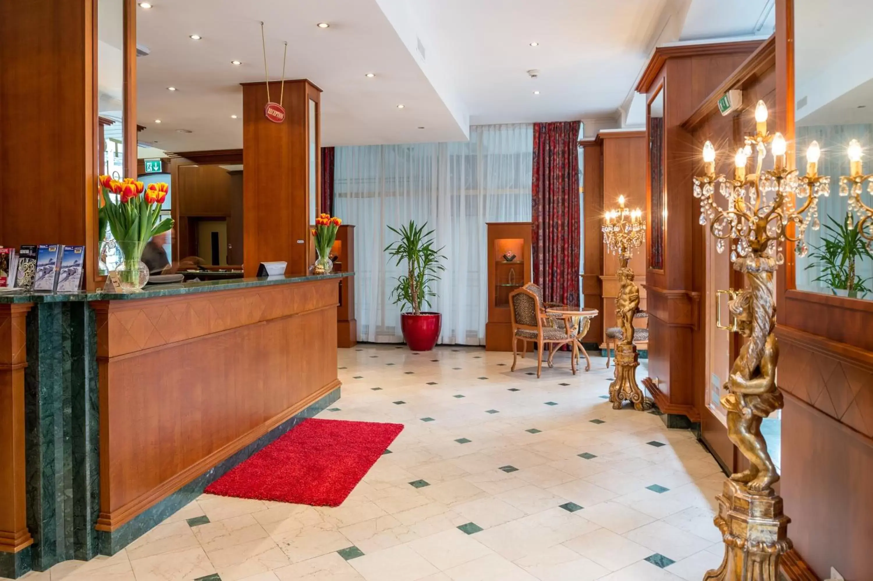 Lobby or reception, Lobby/Reception in Hotel Diplomate