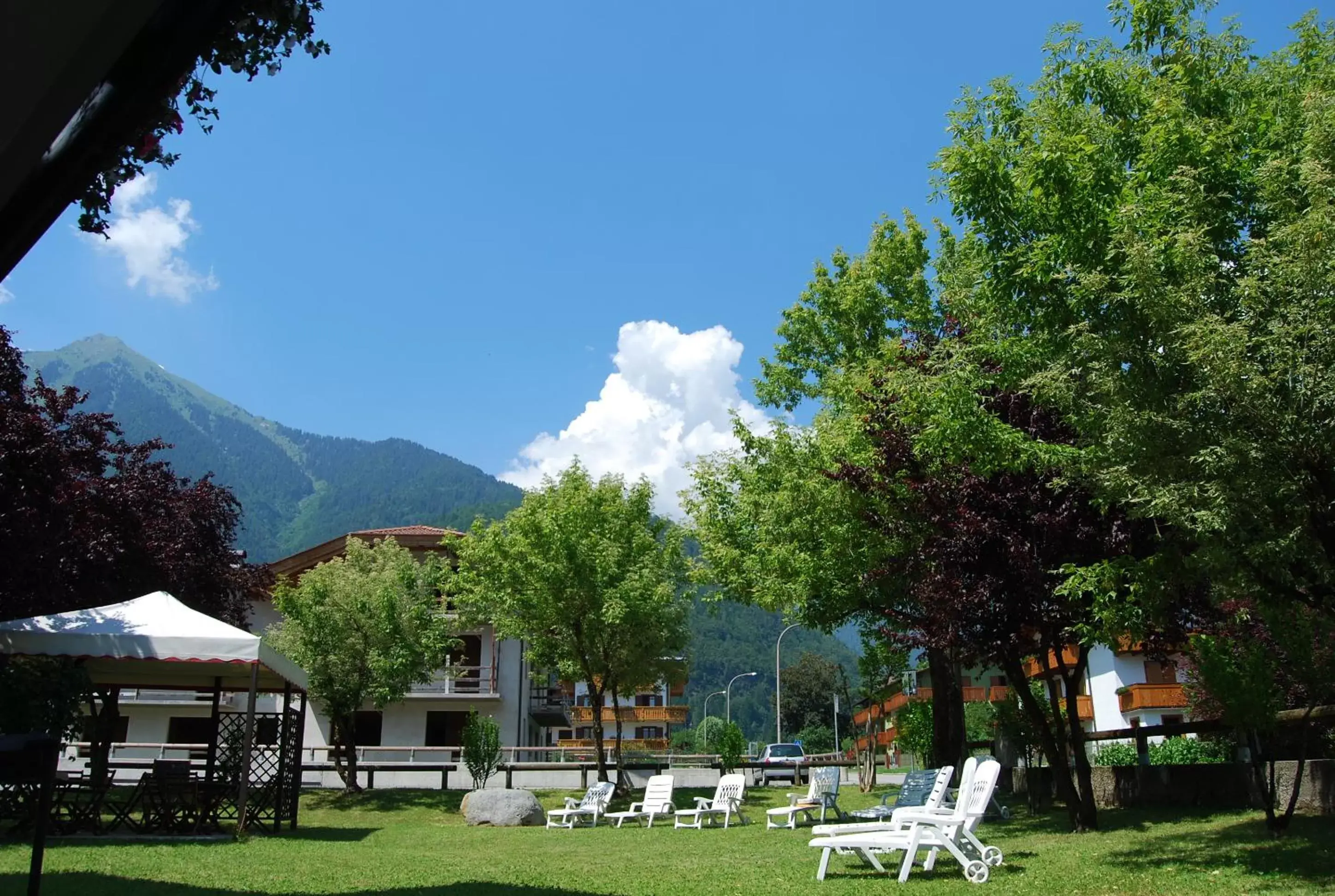 Property building, Patio/Outdoor Area in Hotel Quadrifoglio