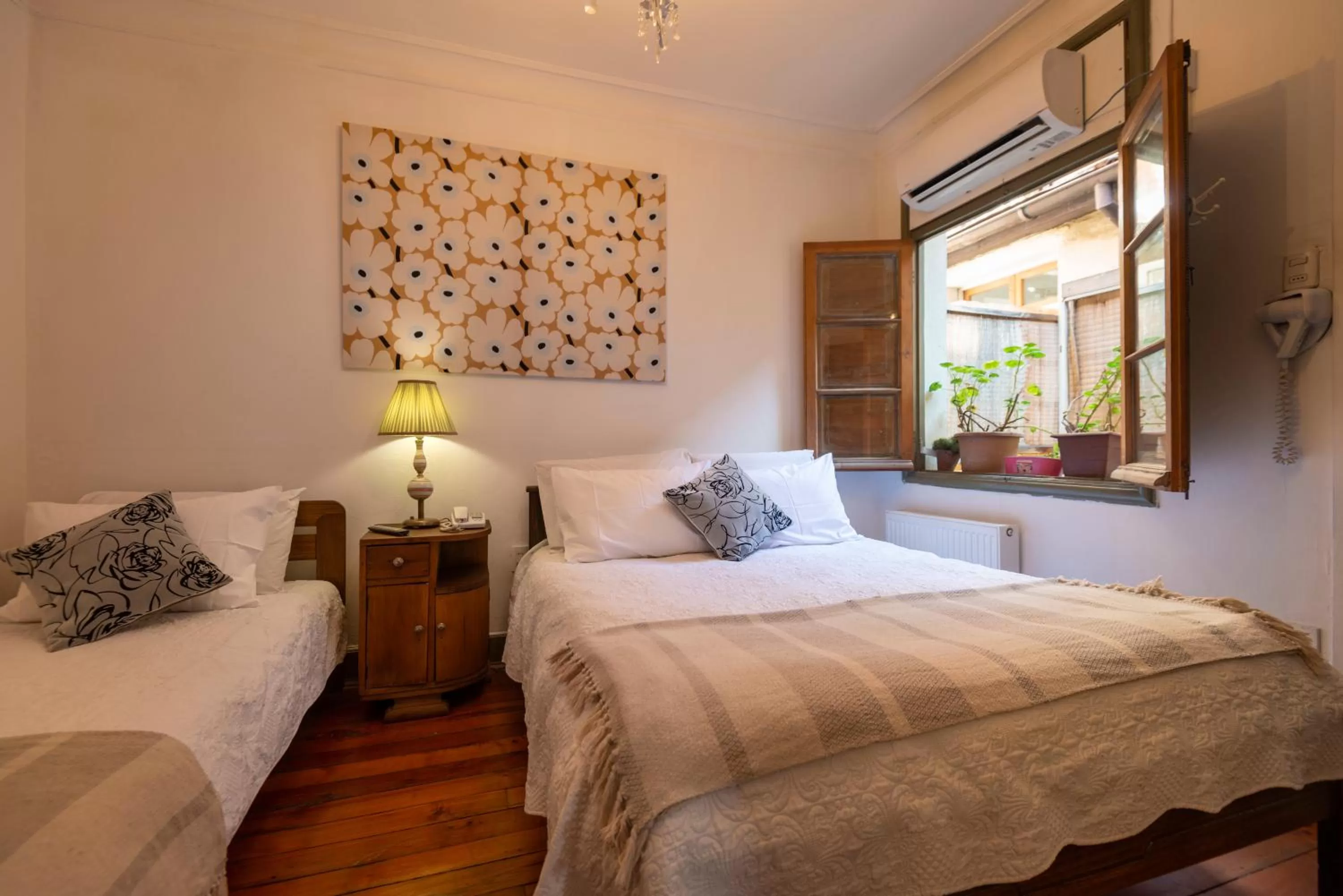 Bed in Providencia Bed & Breakfast