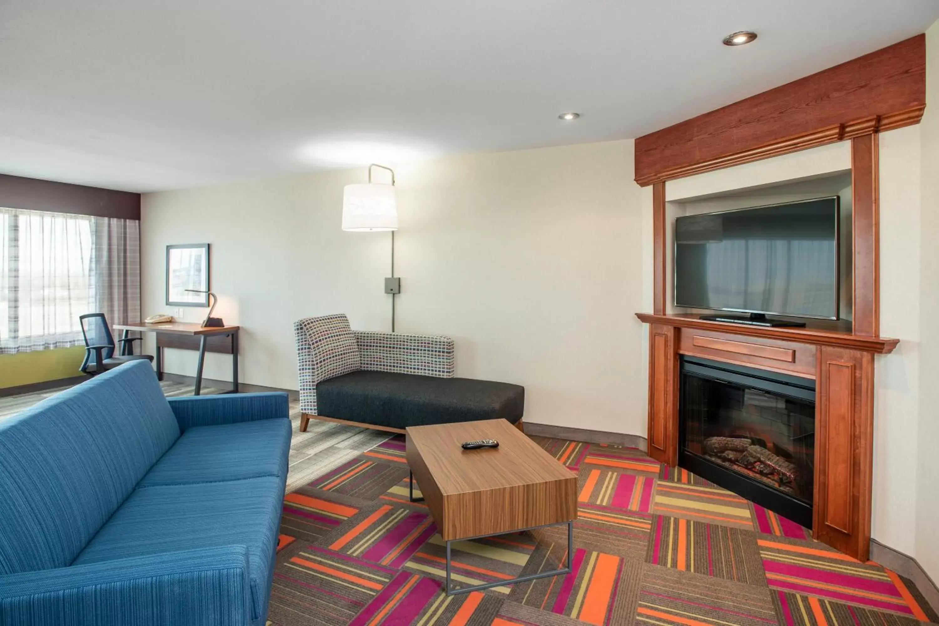 Photo of the whole room, Seating Area in Holiday Inn Express & Suites Medicine Hat, an IHG Hotel