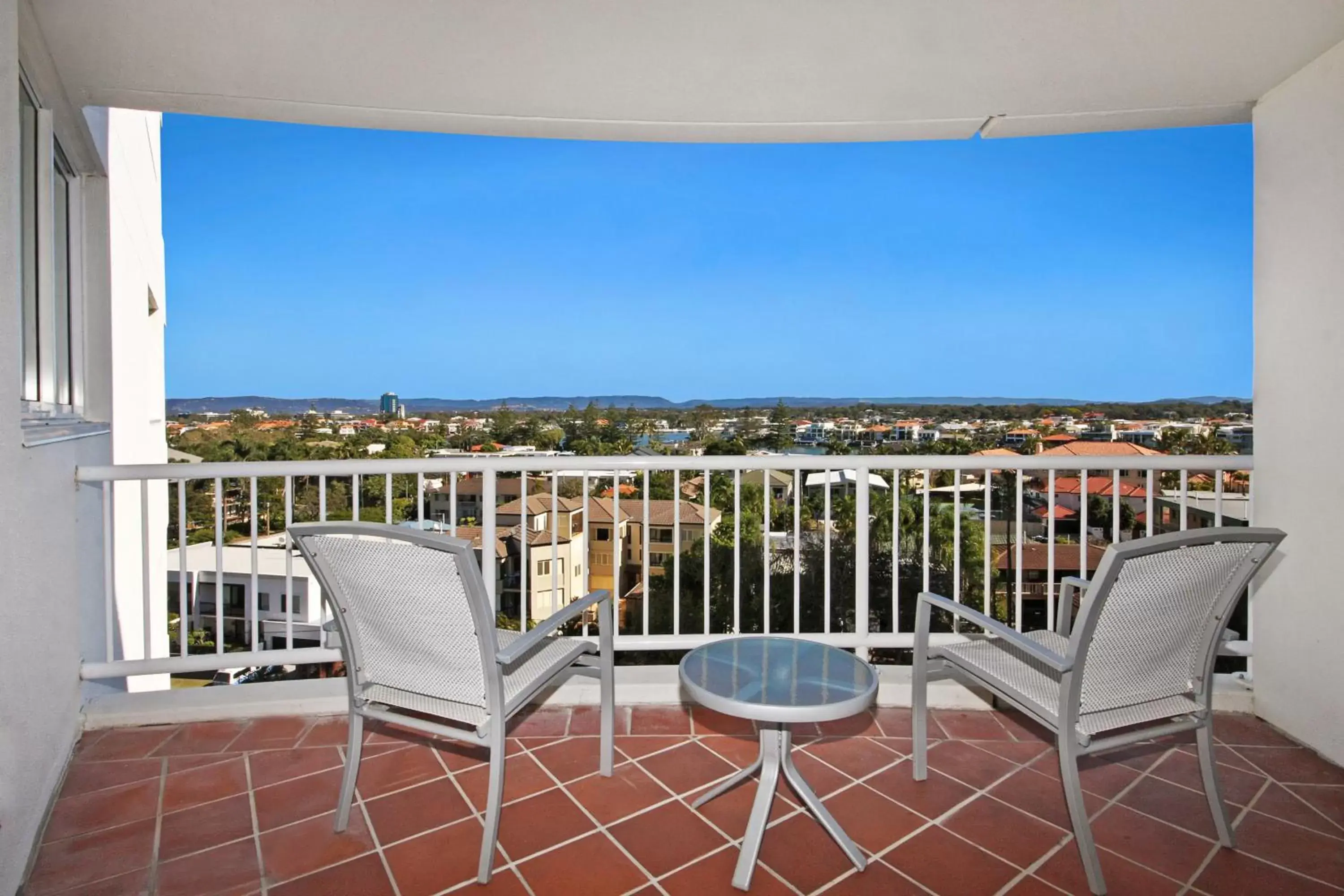 City view, Balcony/Terrace in Sovereign on the Gold Coast