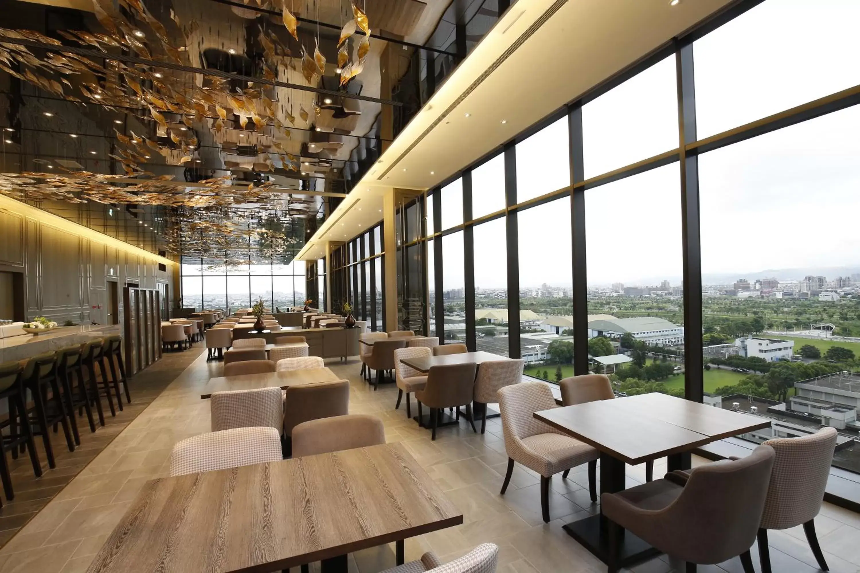 Restaurant/places to eat in Kloud Hotel Restaurant/places to eat in Kloud Hotel