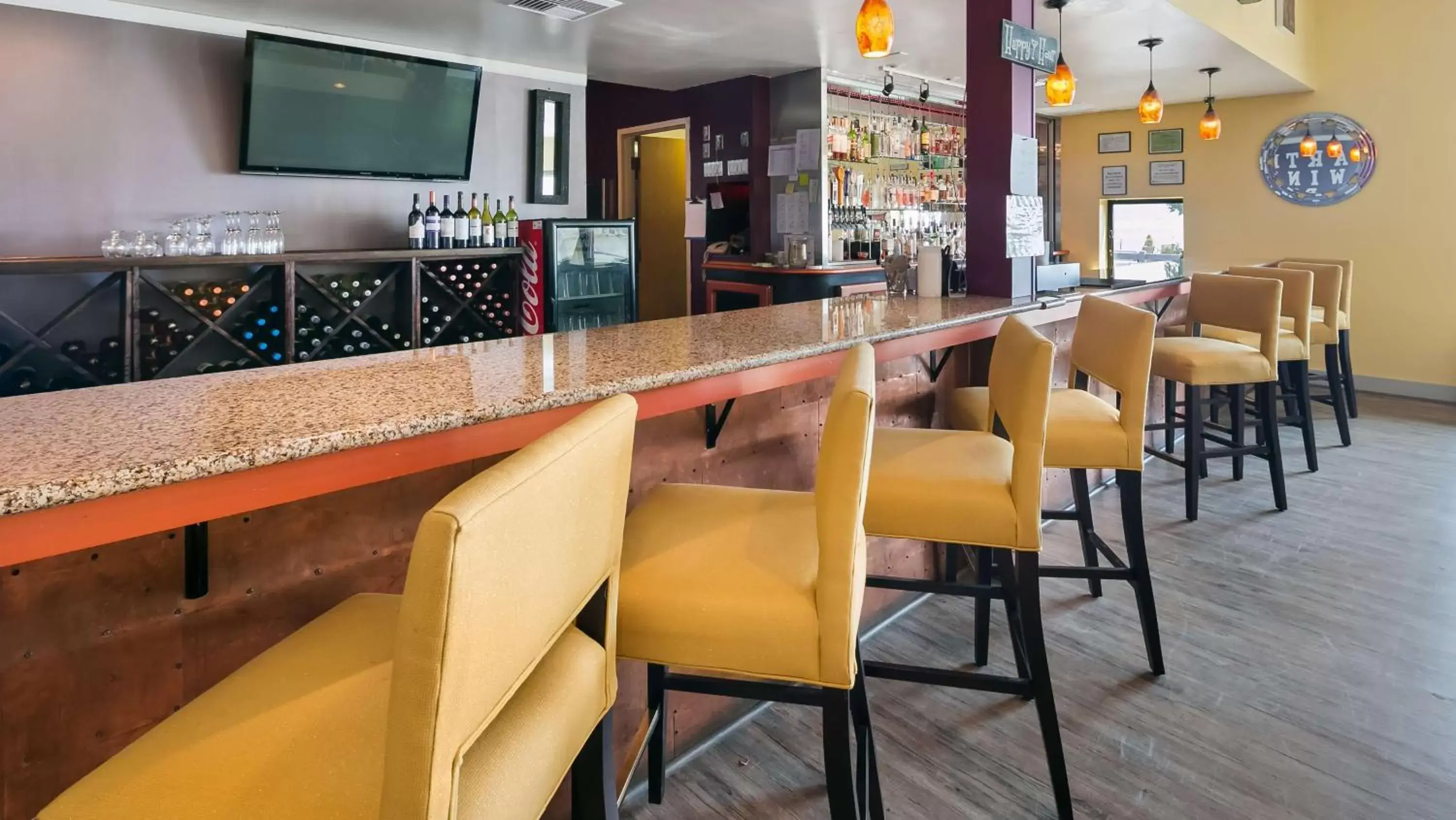 Lounge or bar, Lounge/Bar in Best Western Plus Silverdale Beach Hotel