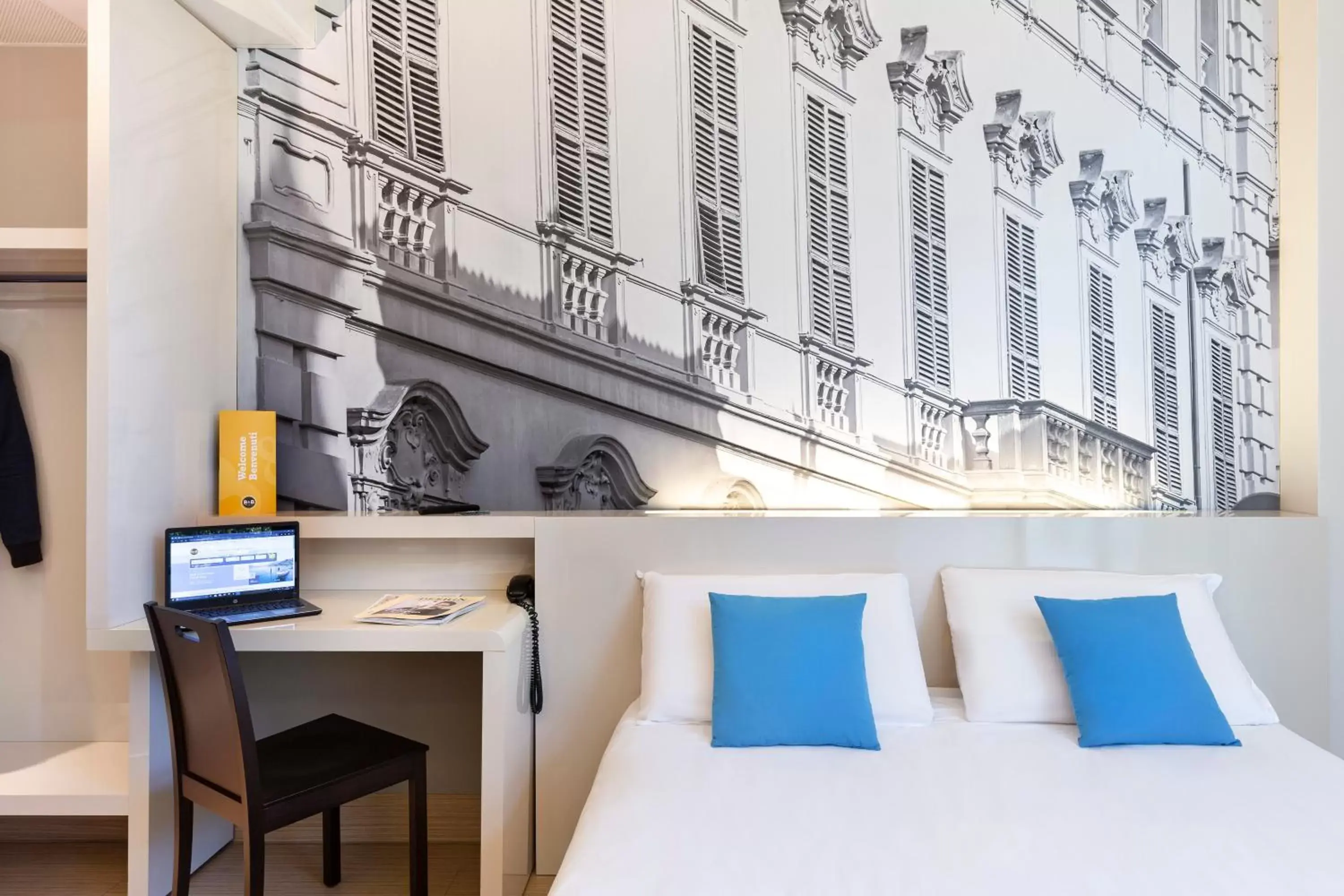 Bedroom, Bed in B&B Hotel Faenza