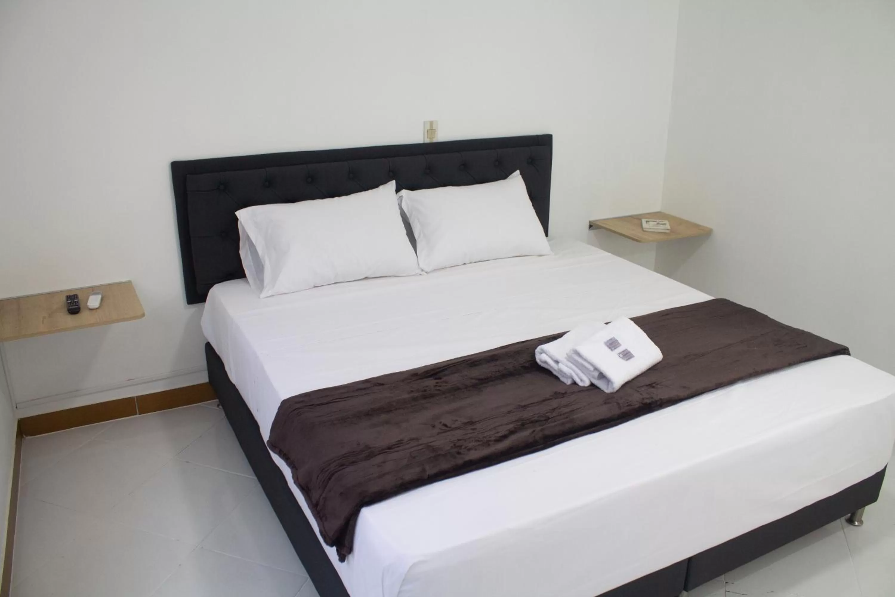 Bed in Hotel Picasso 70