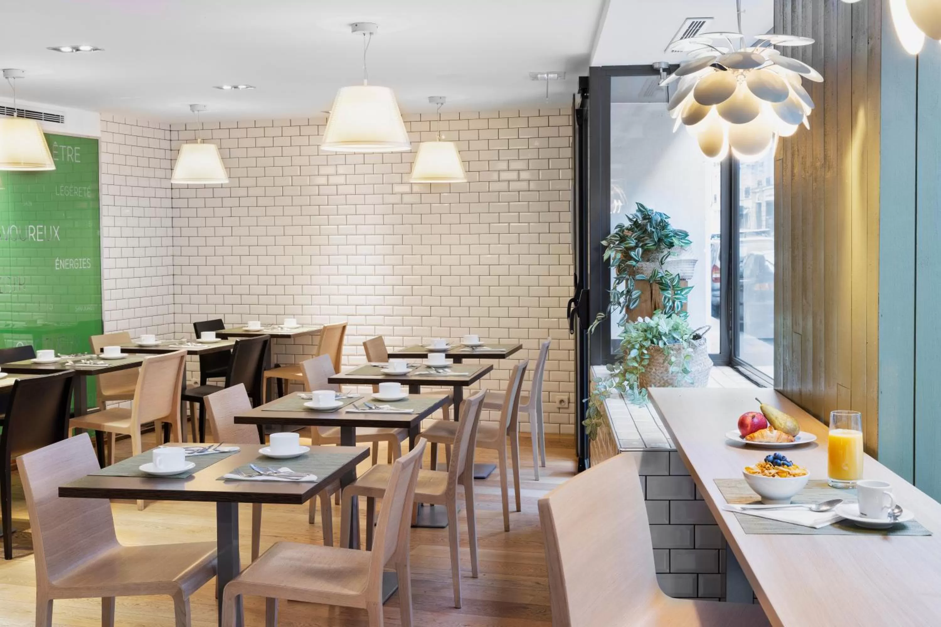 Breakfast in Mercure Paris Gare du Nord