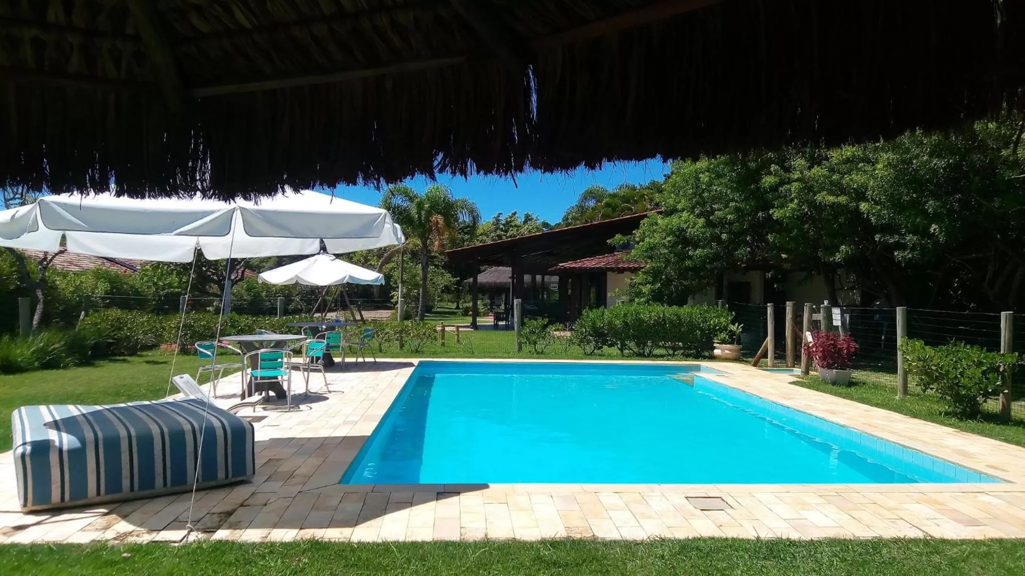 Swimming pool in Pousada Dunasol Floripa