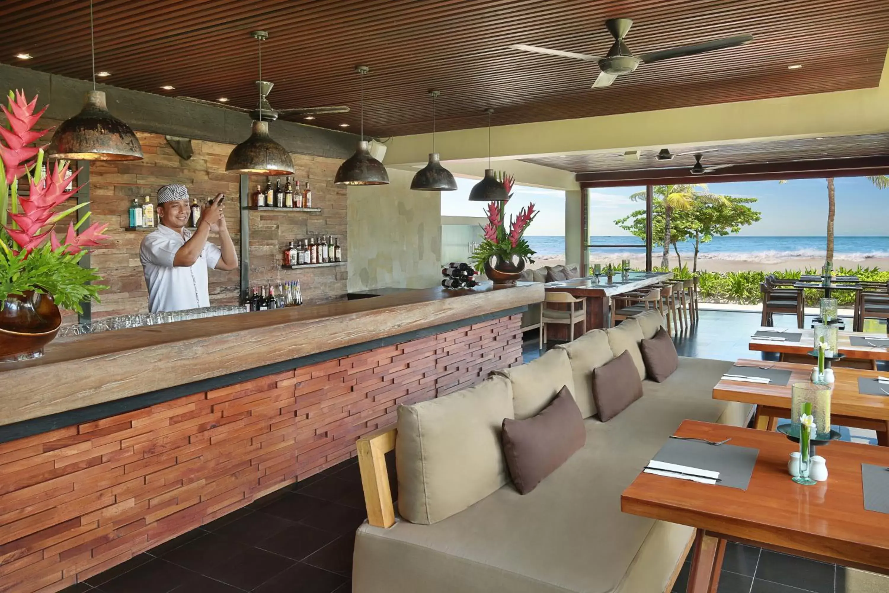 Lounge or bar, Restaurant/Places to Eat in Bali Niksoma Boutique Beach Resort