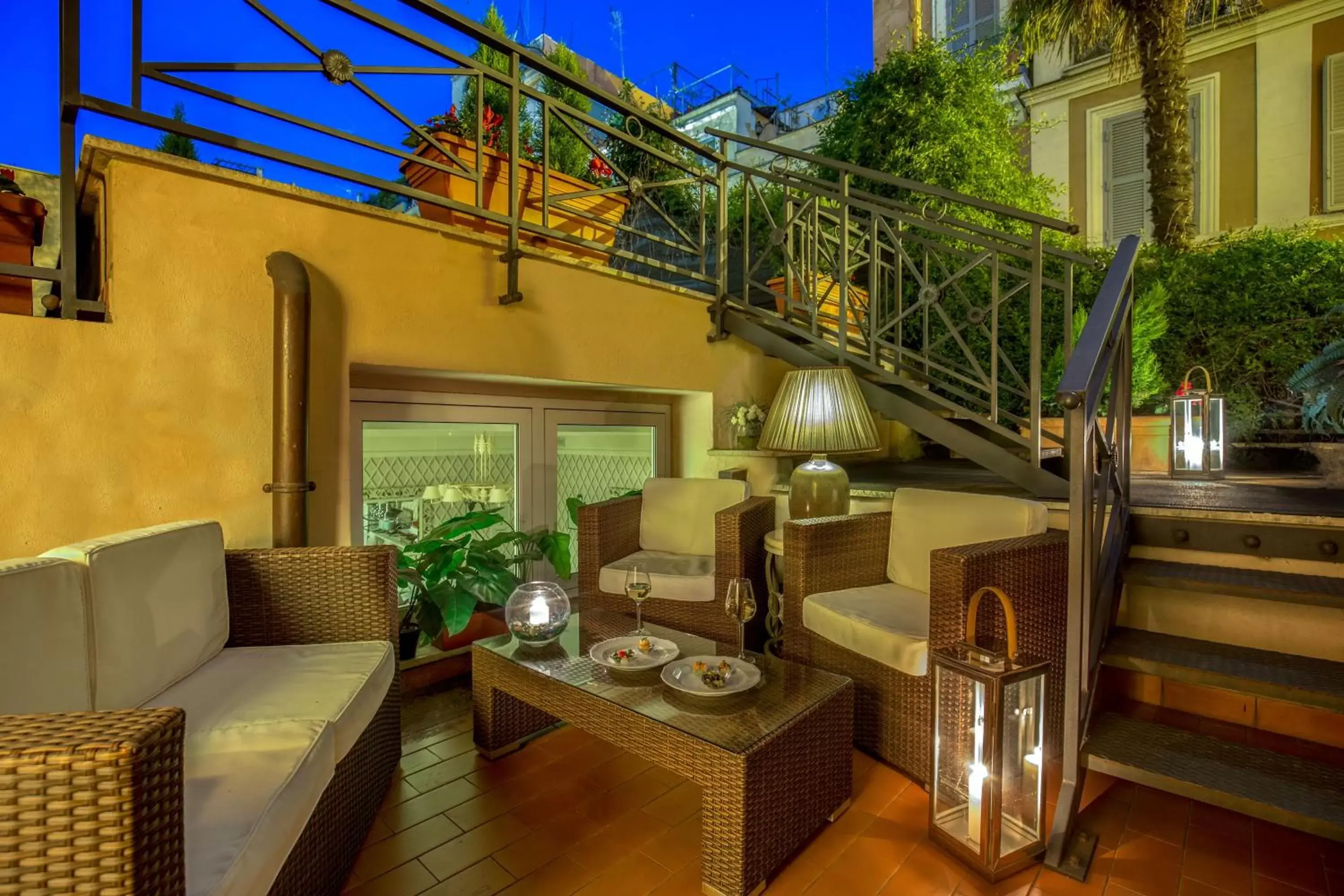 Balcony/Terrace, Seating Area in Hotel Villa Glori