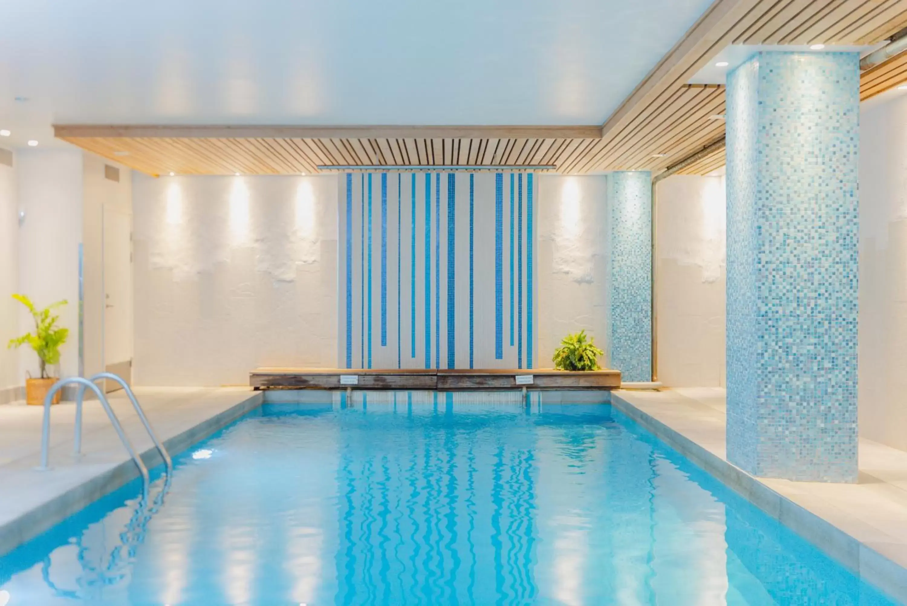 Pool view in Clarion Hotel Winn Pool view in Clarion Hotel Winn