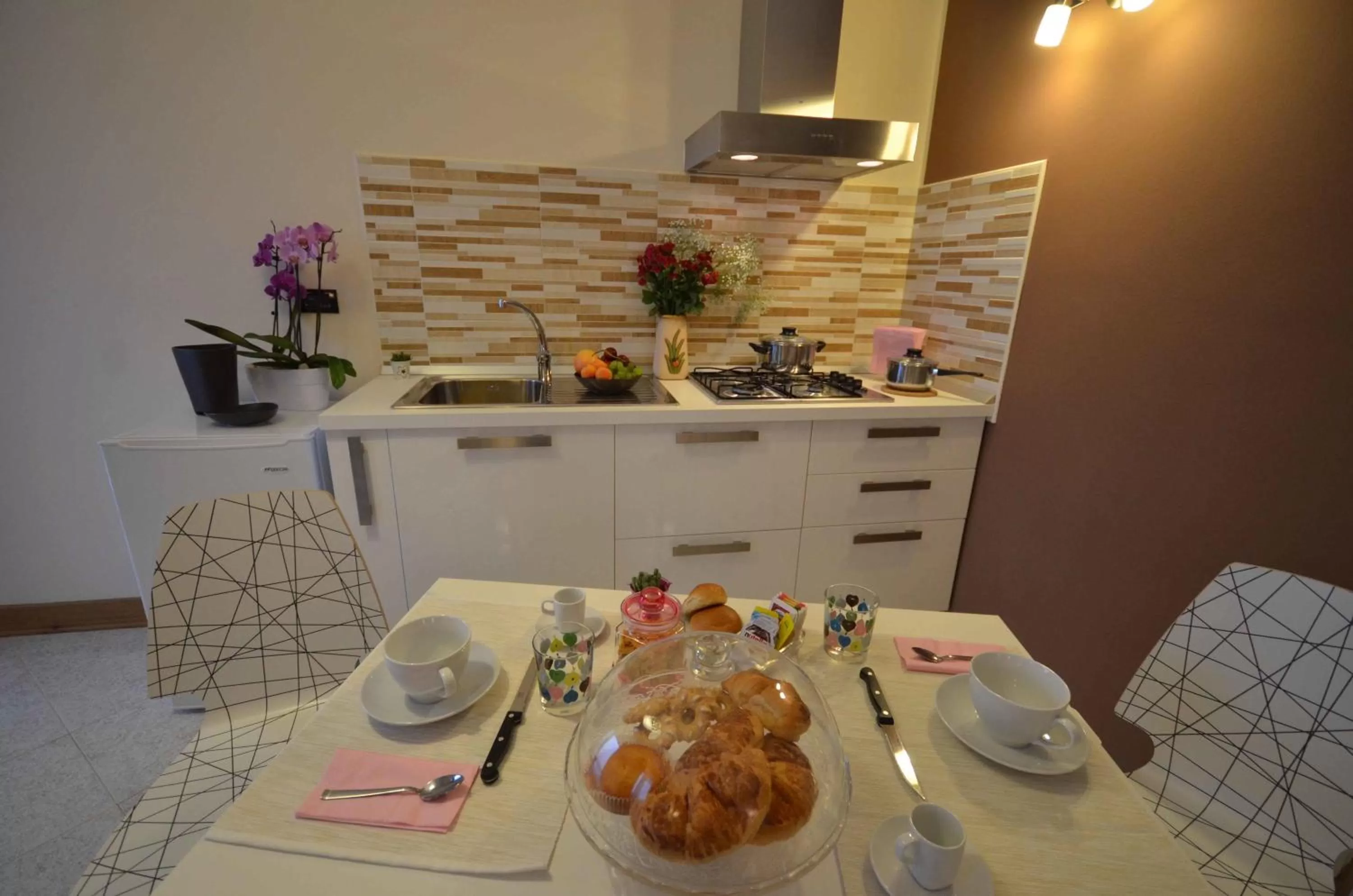 Kitchen or kitchenette, Kitchen/Kitchenette in B&B La Dimora di Iside