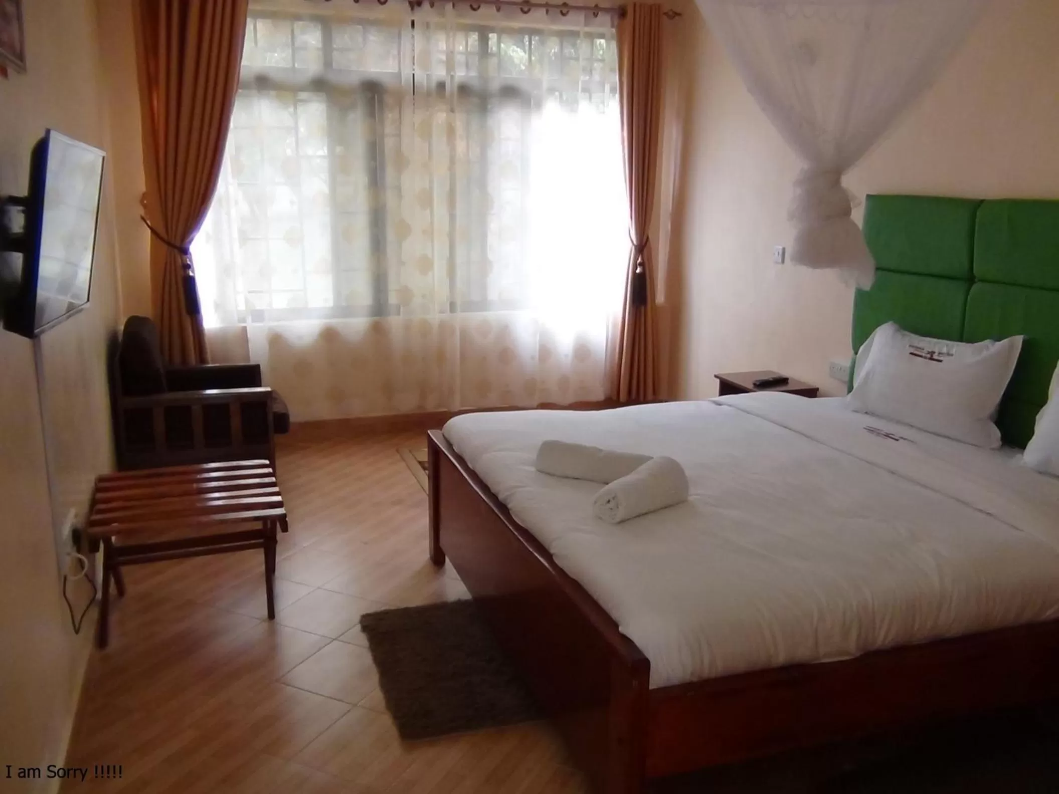 Bed in Vienna Woods Hotel Nakuru