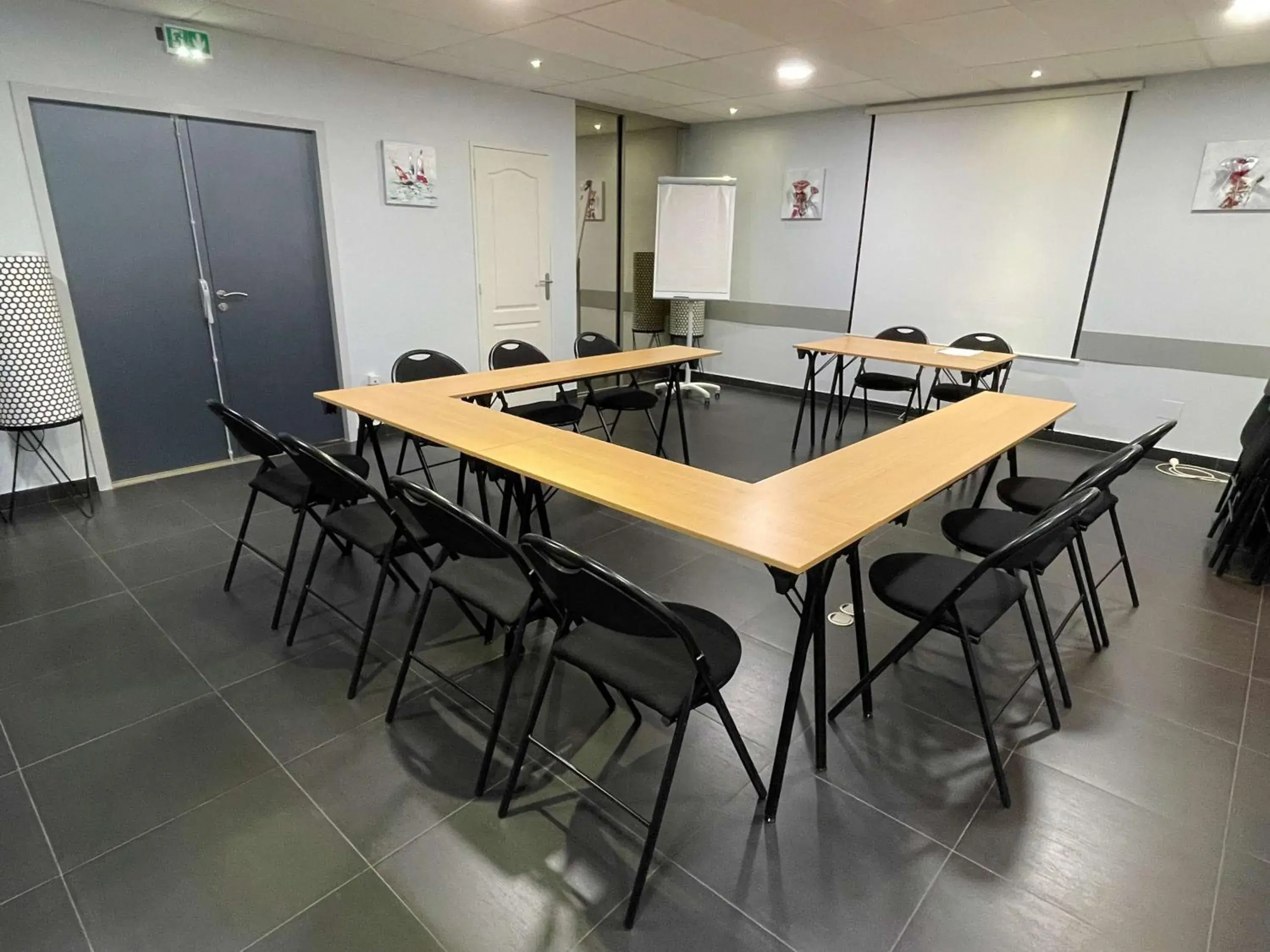 Meeting/conference room in Best Western Hotel Canet-Plage