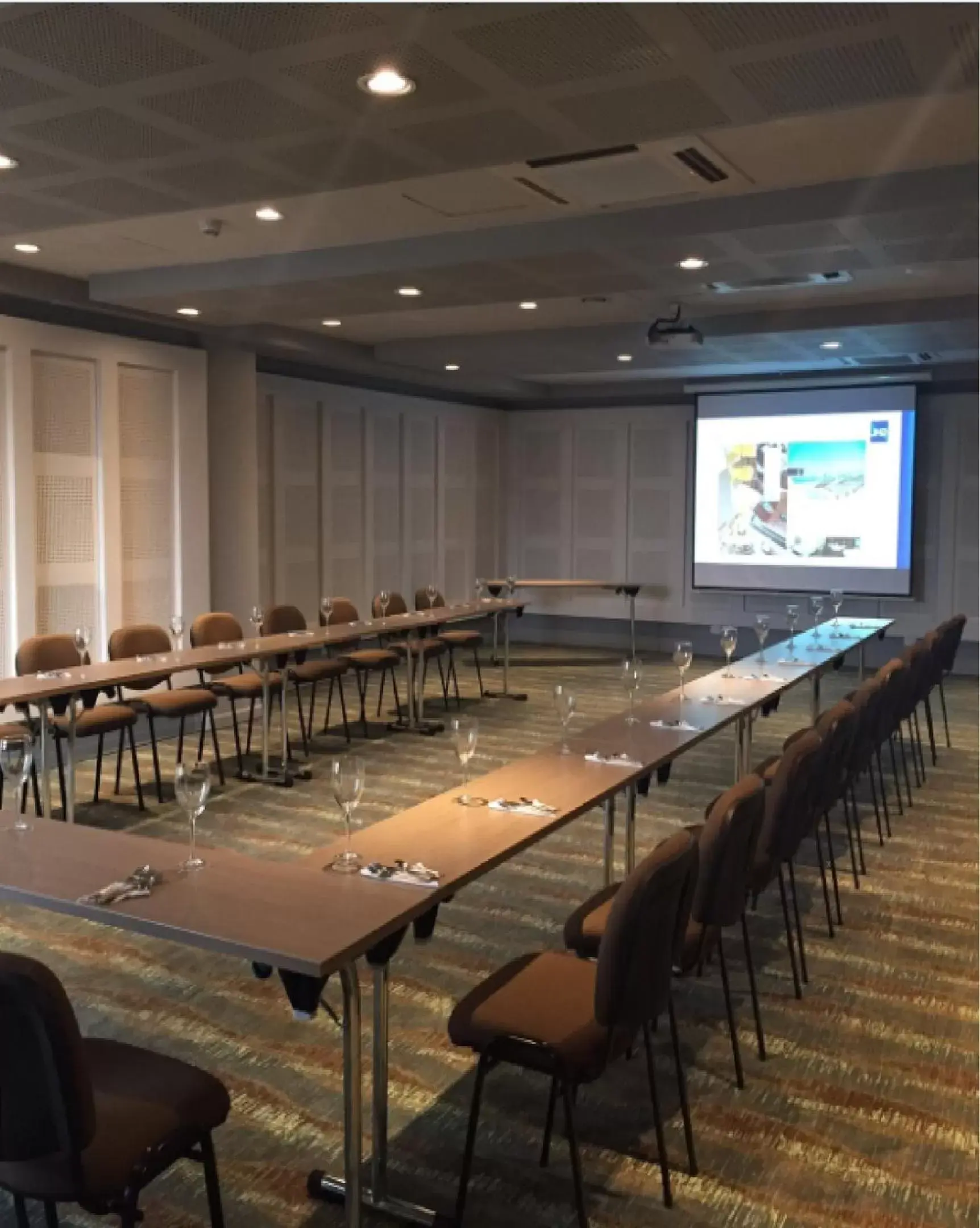 Meeting/conference room in GHL Hotel Monteria