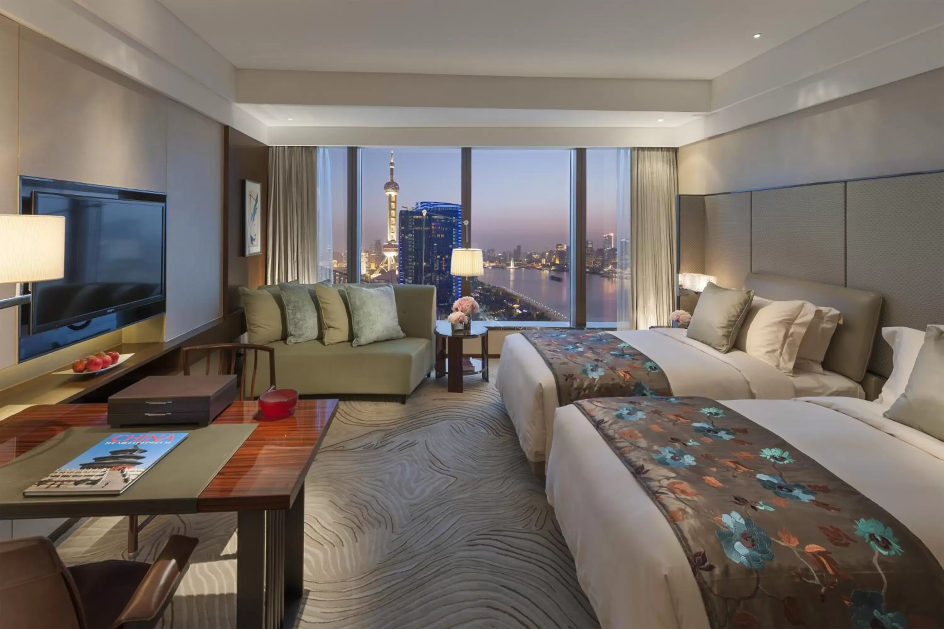 Bedroom in Mandarin Oriental Pudong, Shanghai