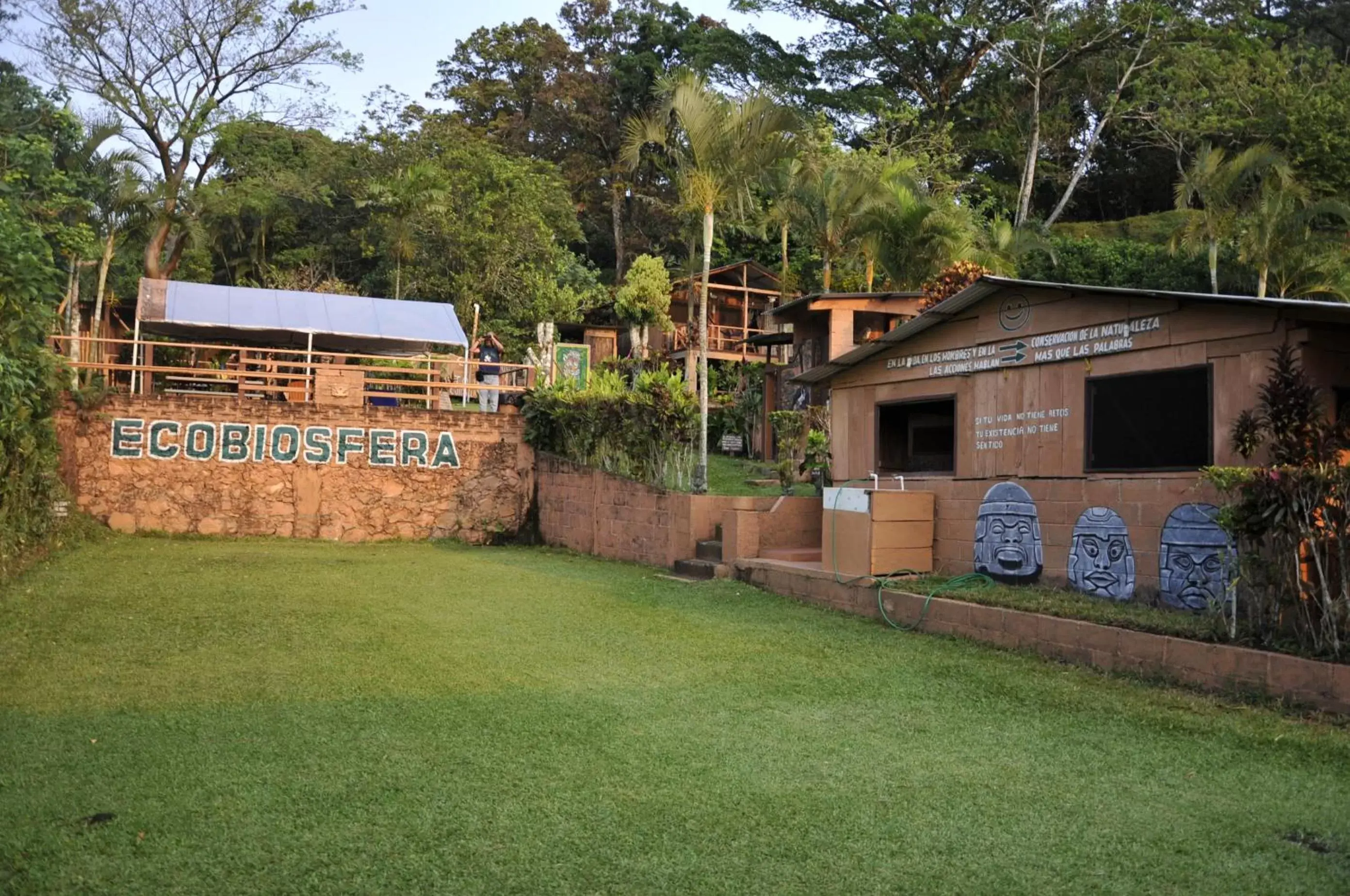 Garden in Ecobiosfera