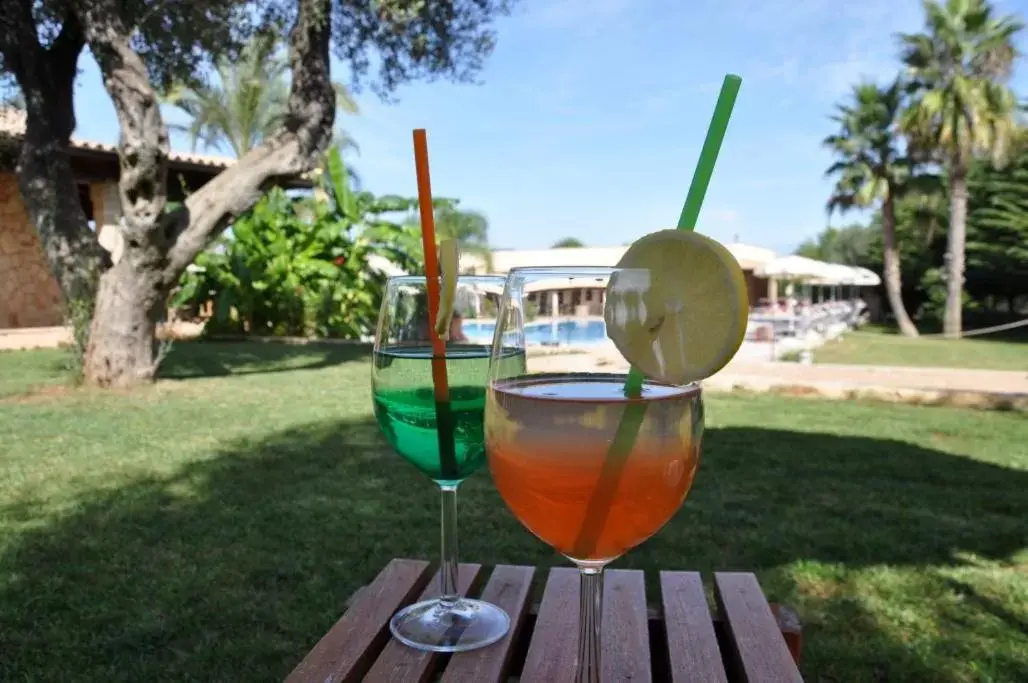 Garden, Patio/Outdoor Area in Hotel Masseria Le Pajare