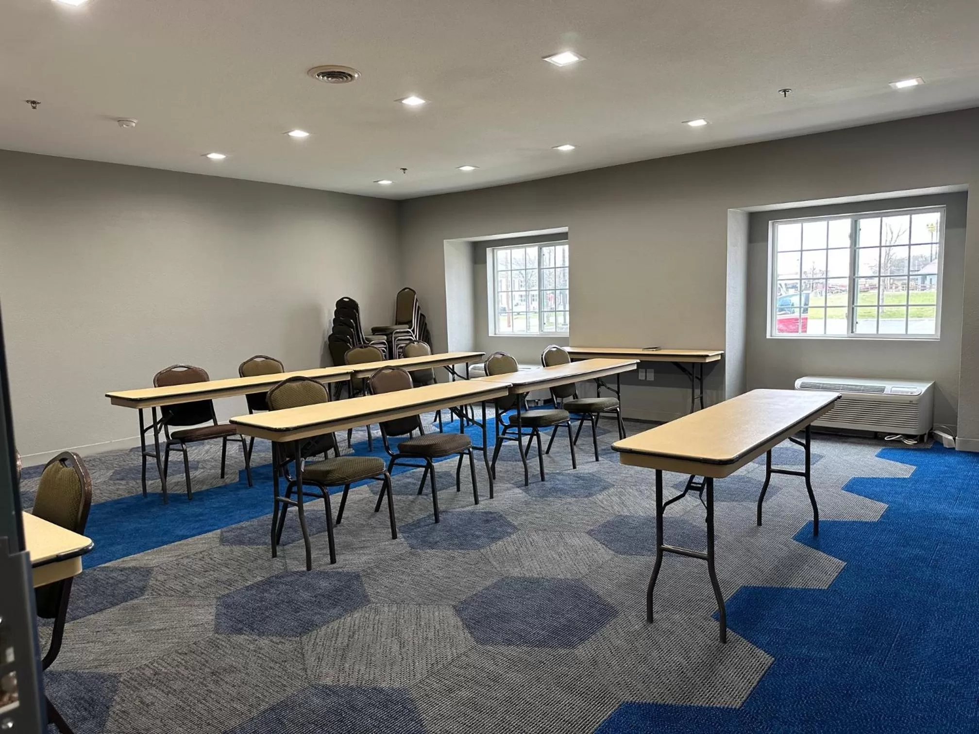 Microtel Inn & Suites by Wyndham Manchester - Newly Renovated