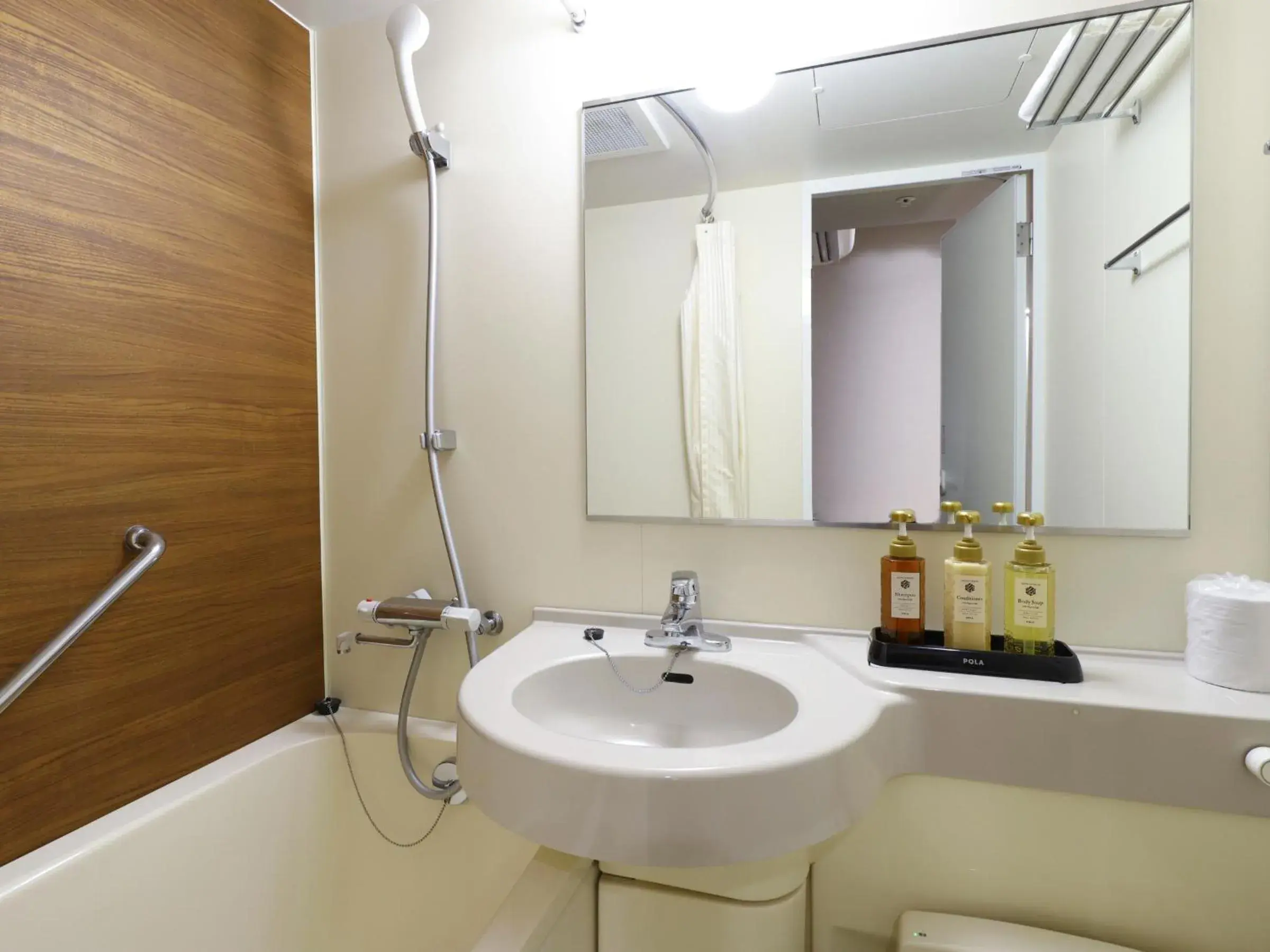 Queen Room - Non-Smoking in Dormy Inn Tokyo Hatchobori - Natural Hot Spring Queen Room - Non-Smoking in Dormy Inn Tokyo Hatchobori - Natural Hot Spring