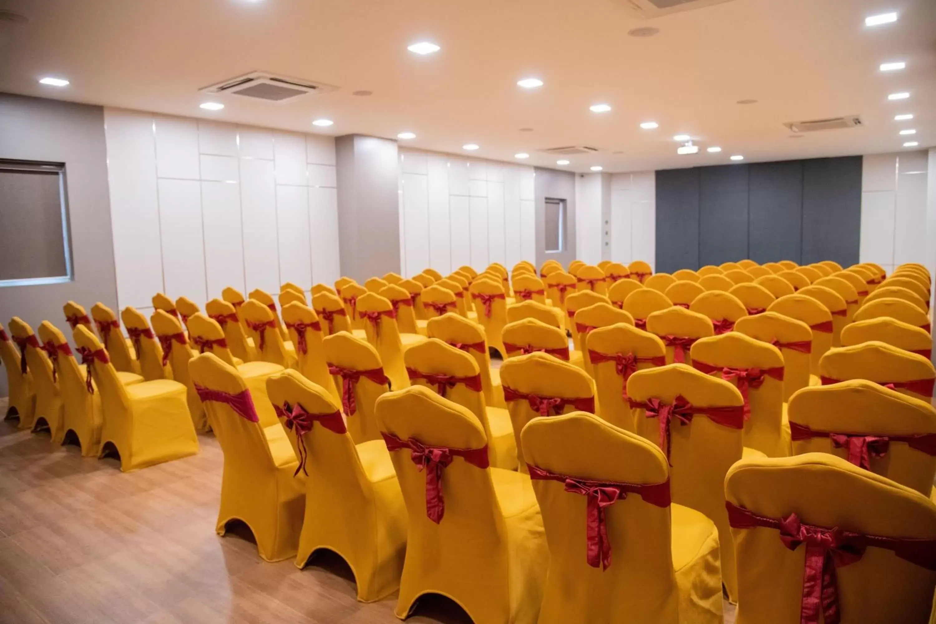 Banquet/Function facilities in Hotel High Point
