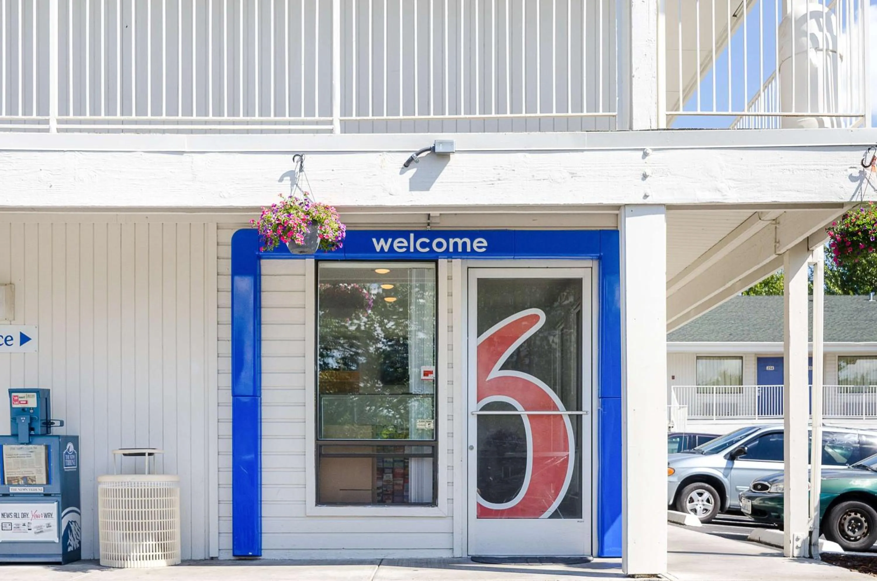 Property building in Motel 6-Tacoma, WA - South