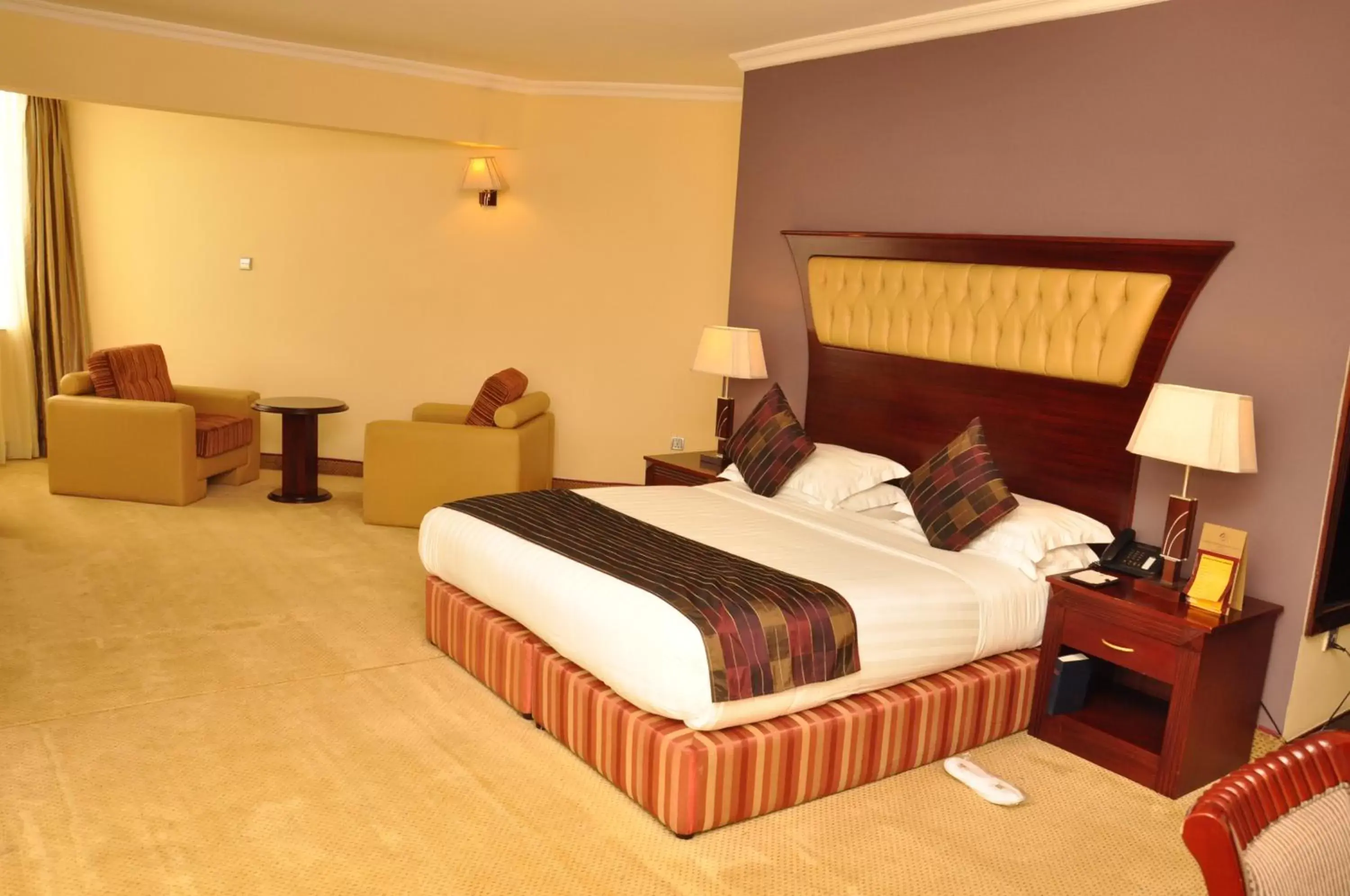 Bedroom, Bed in Inter Luxury Hotel