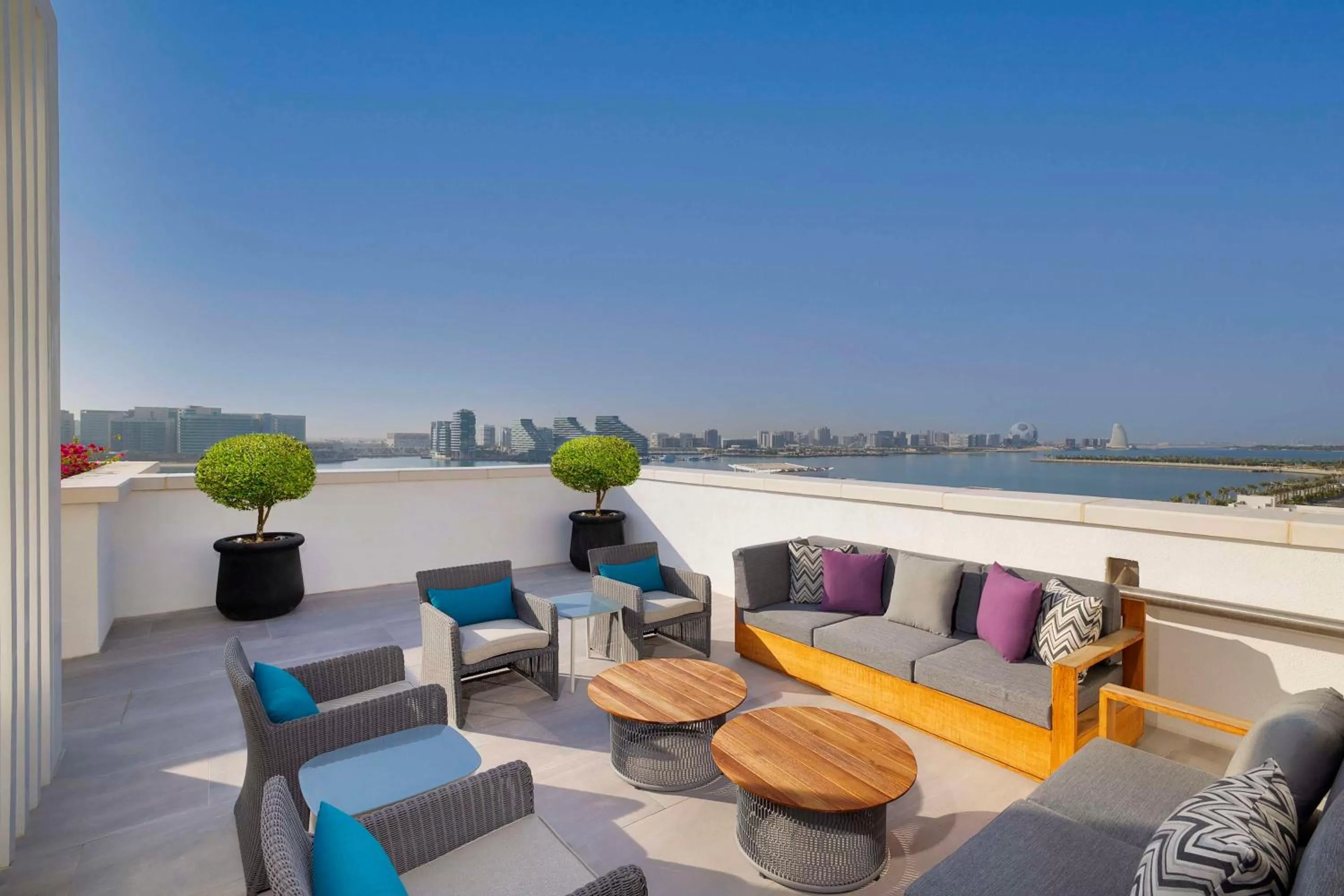 Bed in Hilton Abu Dhabi Yas Island