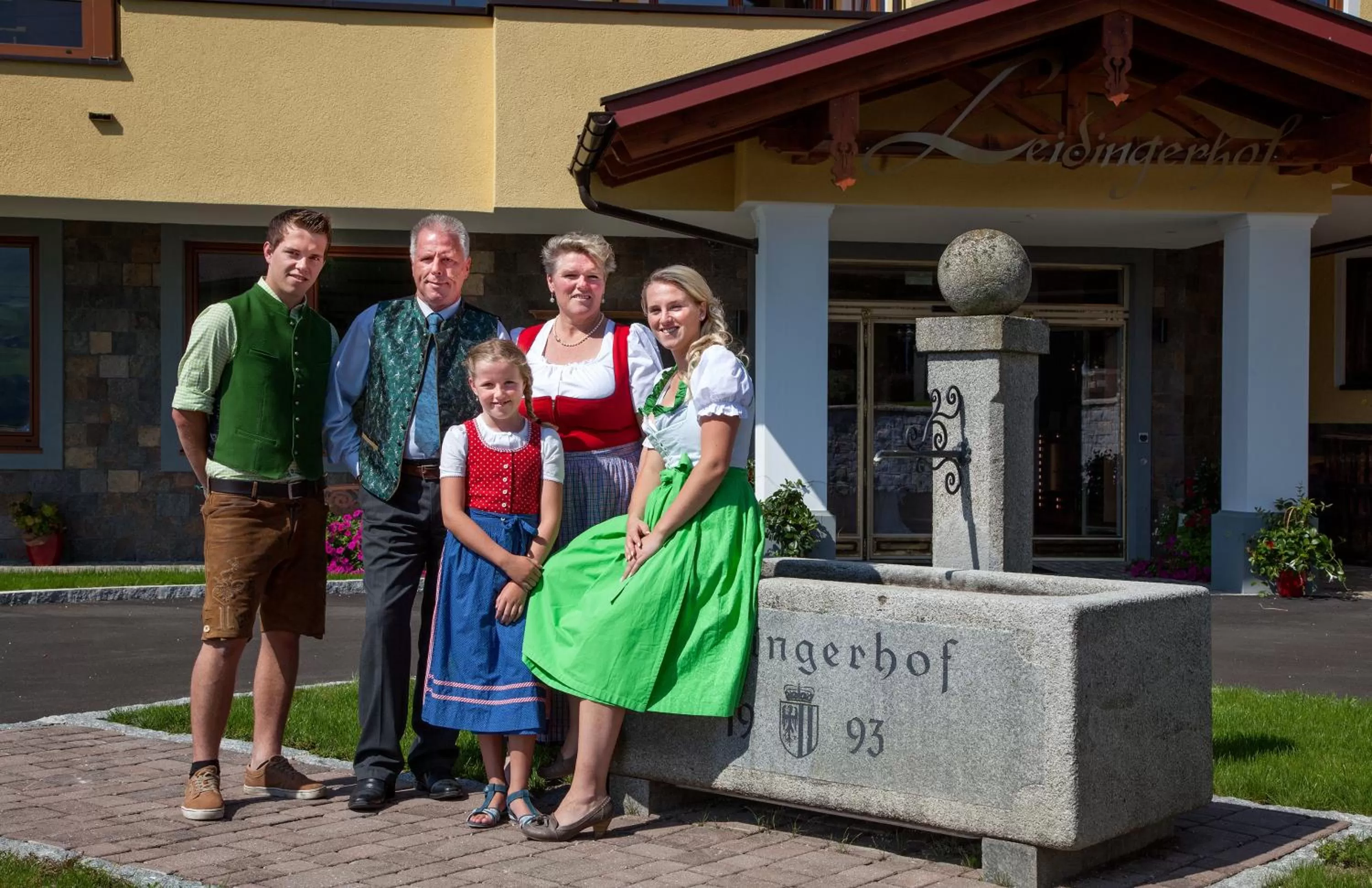 Family in Panorama Hotel Gasthof Leidingerhof