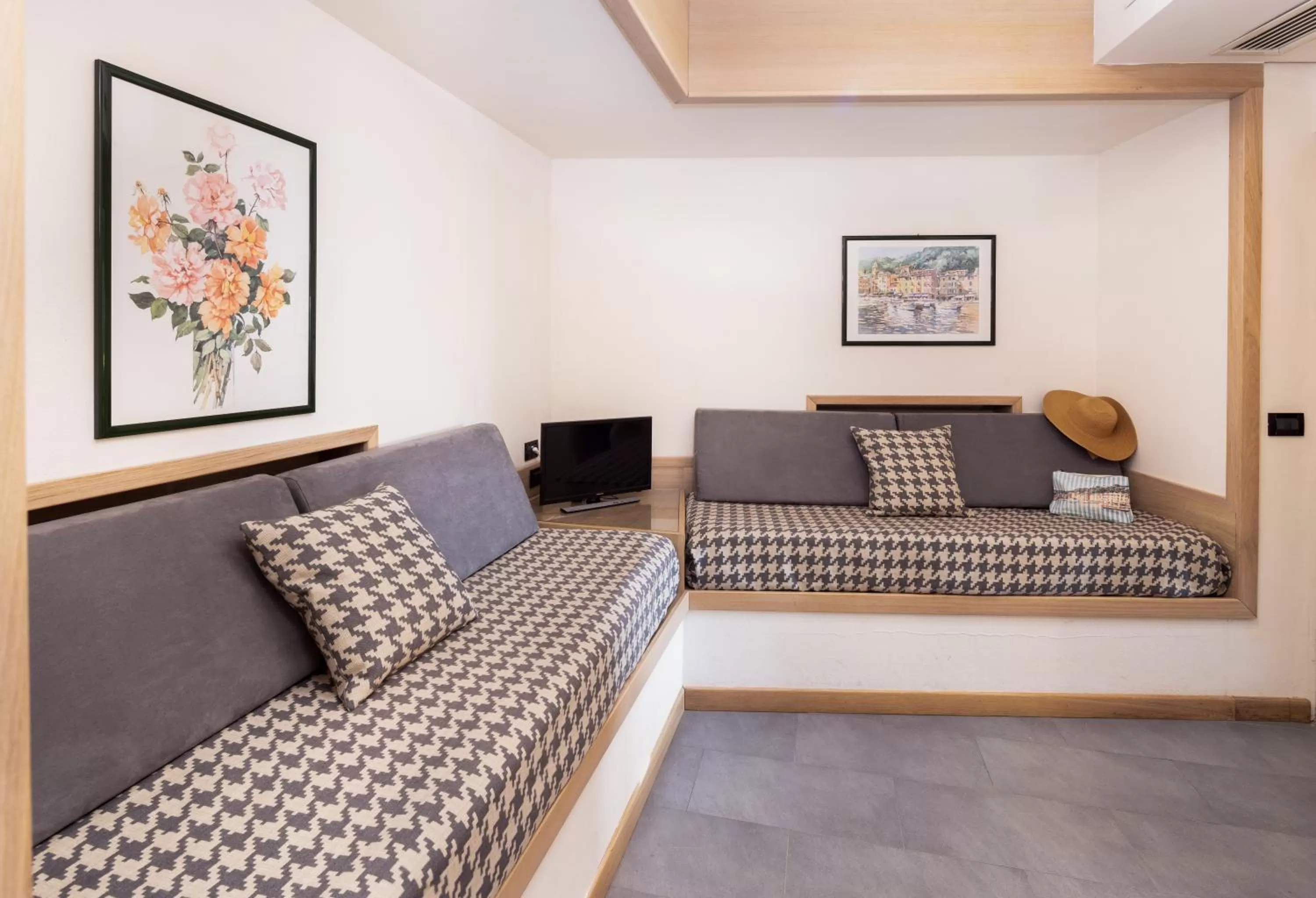 Bedroom, Bed in Hotel Laurin