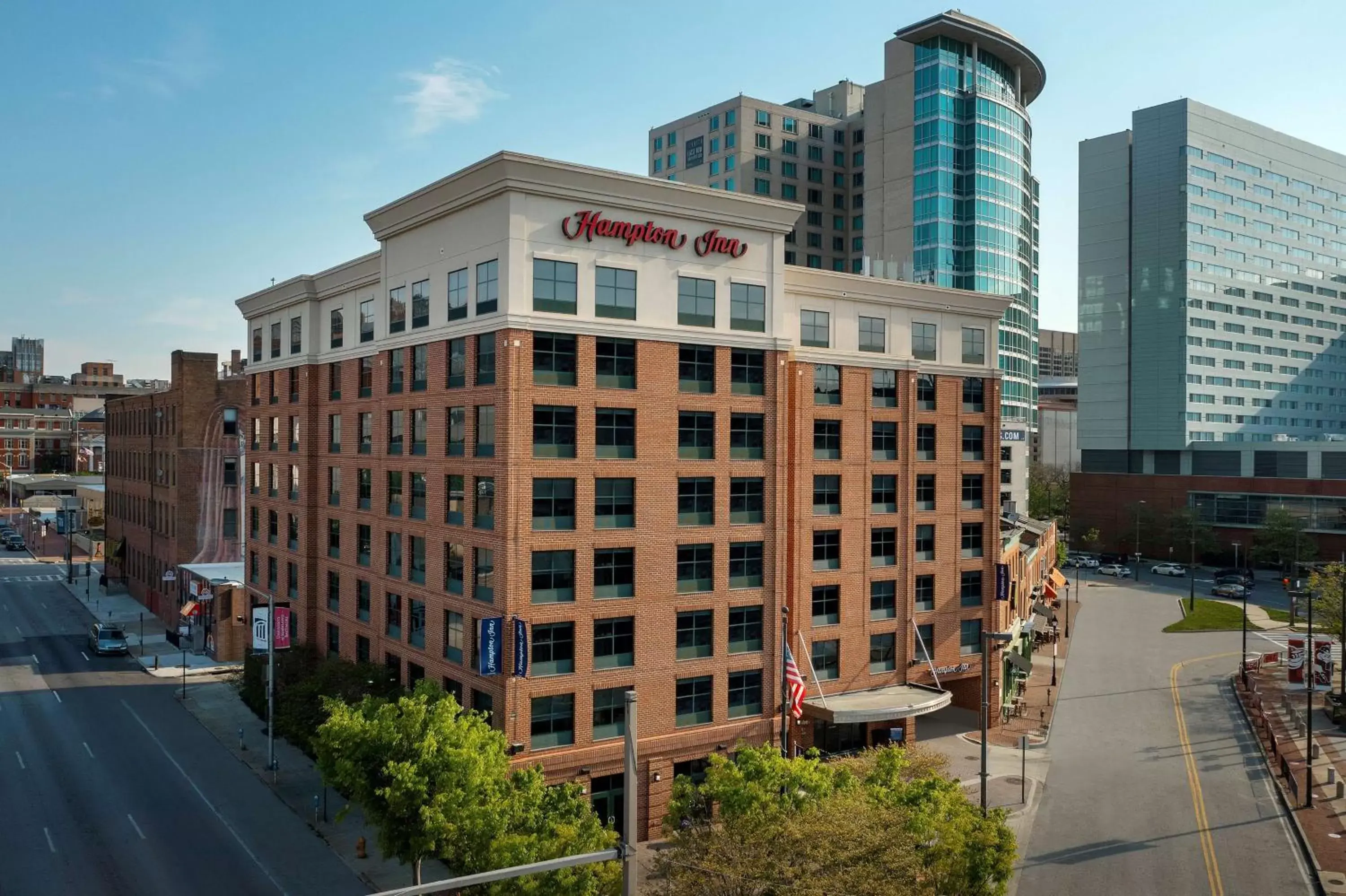 Property building in Hampton Inn Baltimore-Downtown-Convention Center