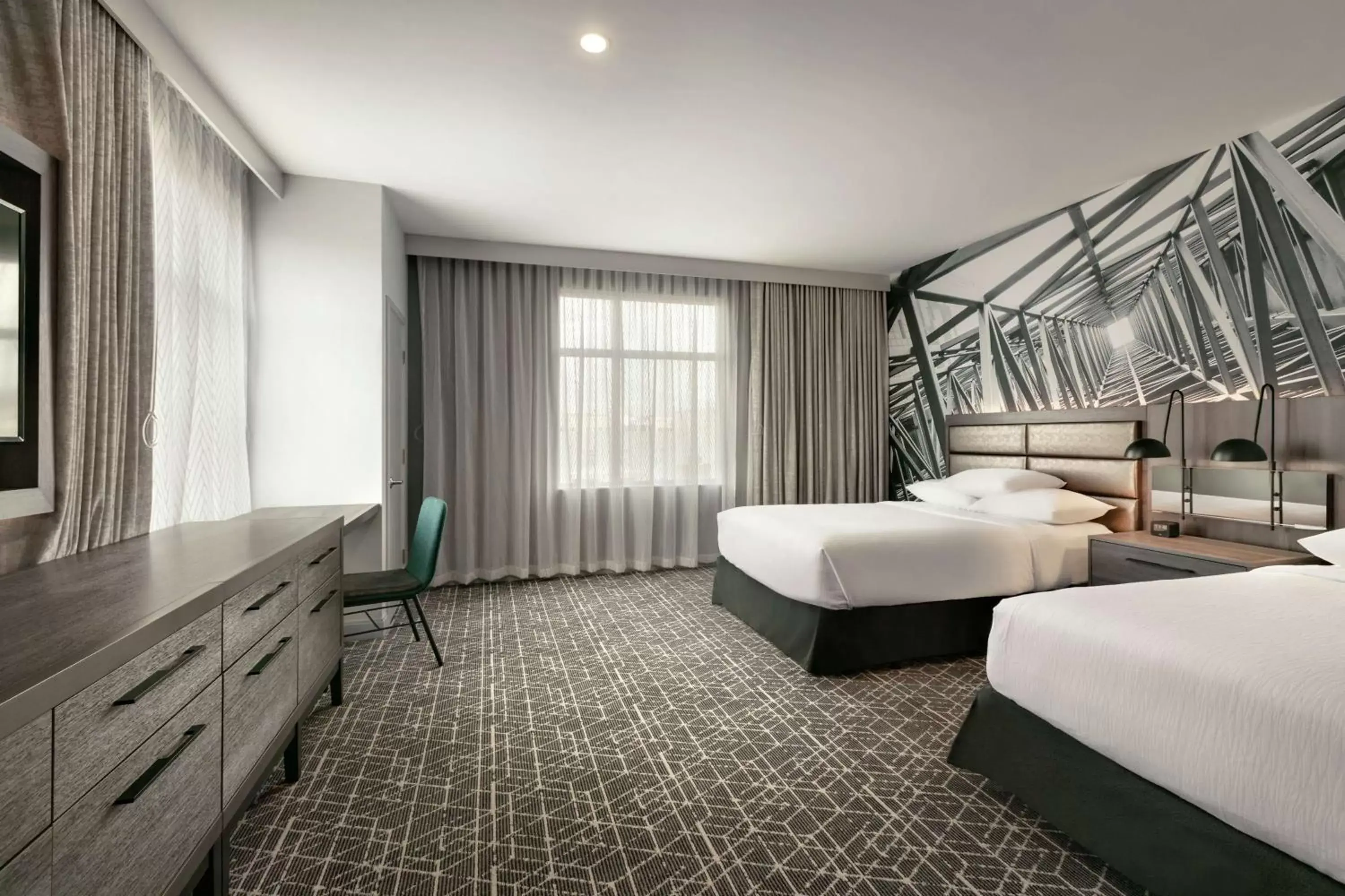 Bedroom, Seating Area in Embassy Suites by Hilton Atlanta Midtown