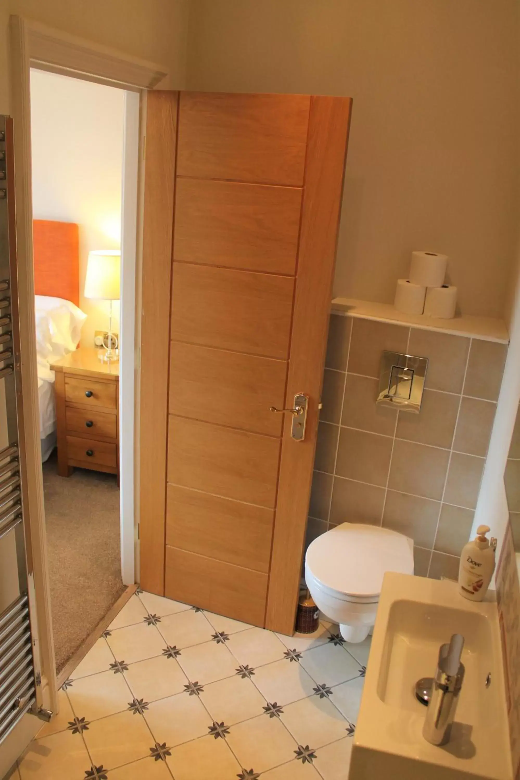 Shower, Bathroom in Bentinck Hotel
