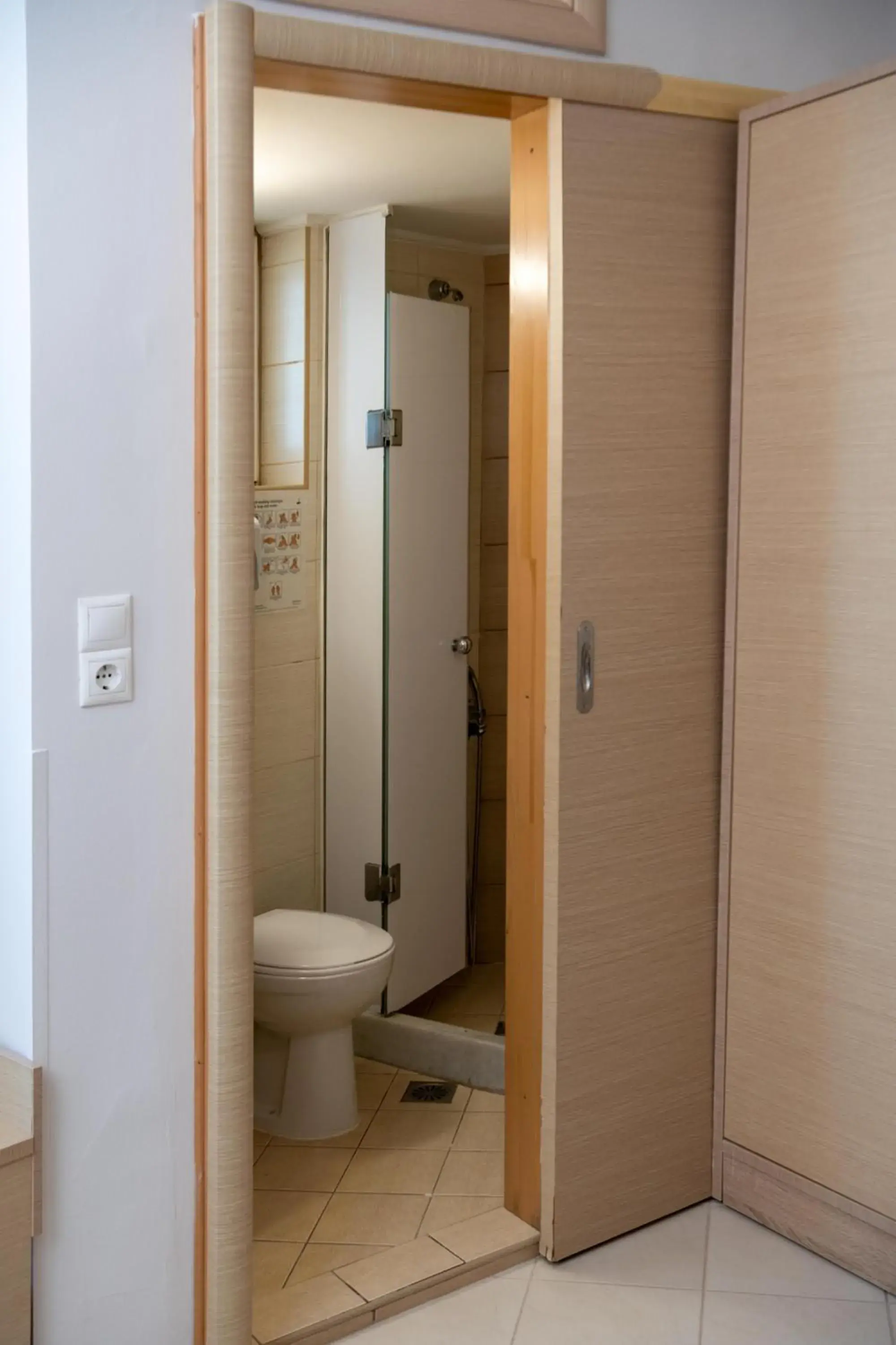 Shower, Bathroom in Kronos Hotel