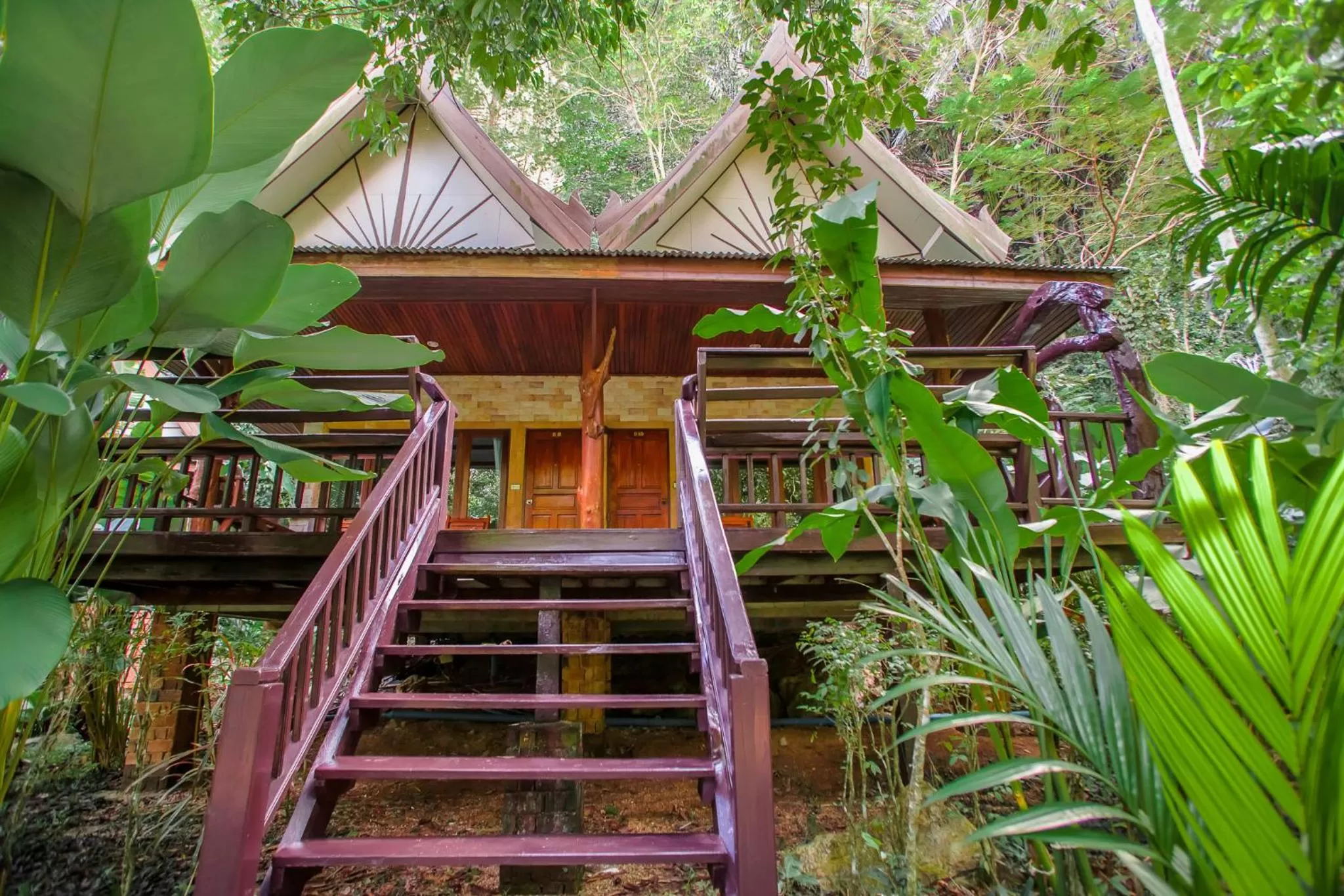 Aonang Cliff View Resort SHA Extra Plus