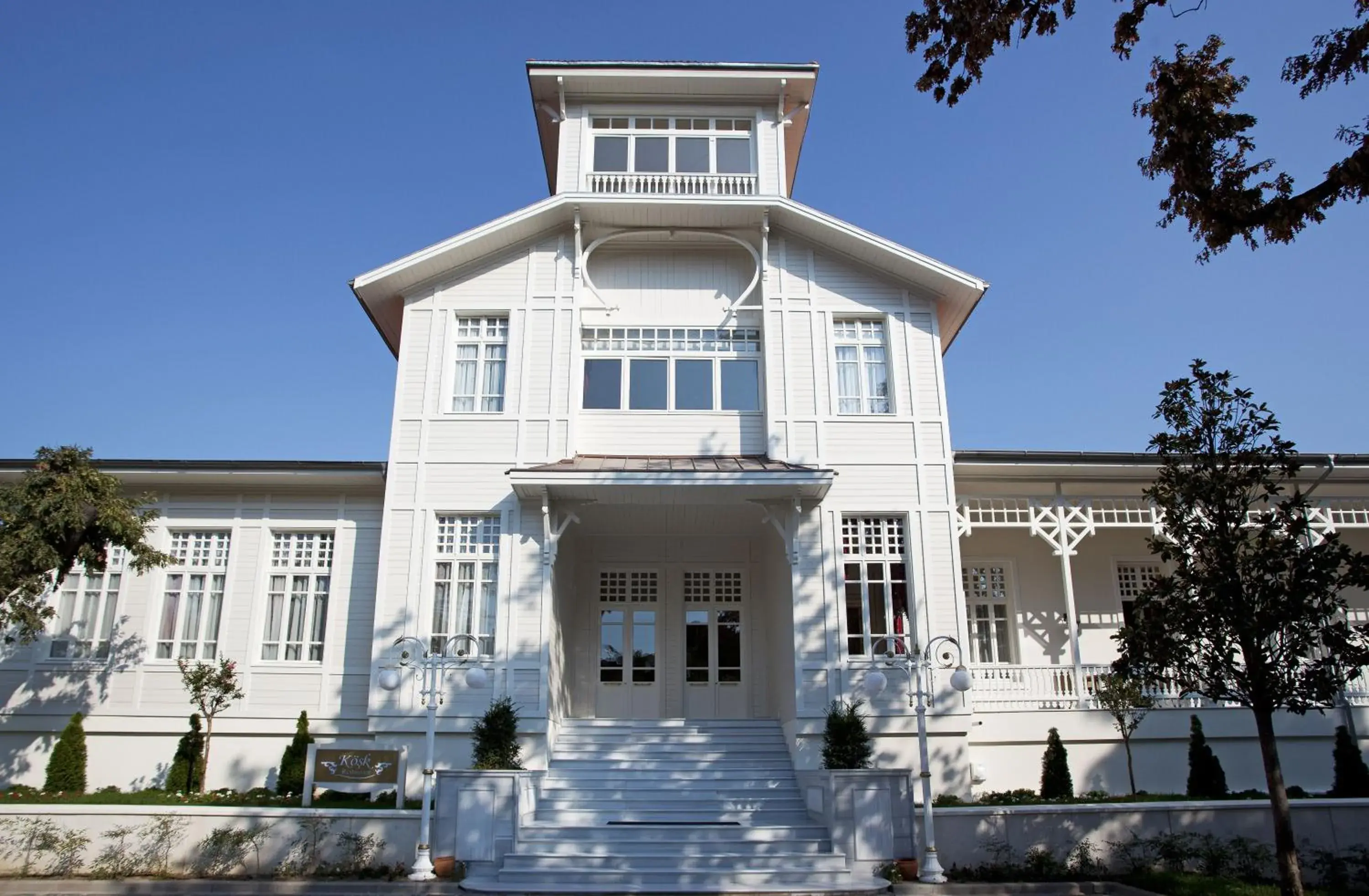 Facade/entrance in Limak Yalova Thermal Boutique Hotel Facade/entrance in Limak Yalova Thermal Boutique Hotel
