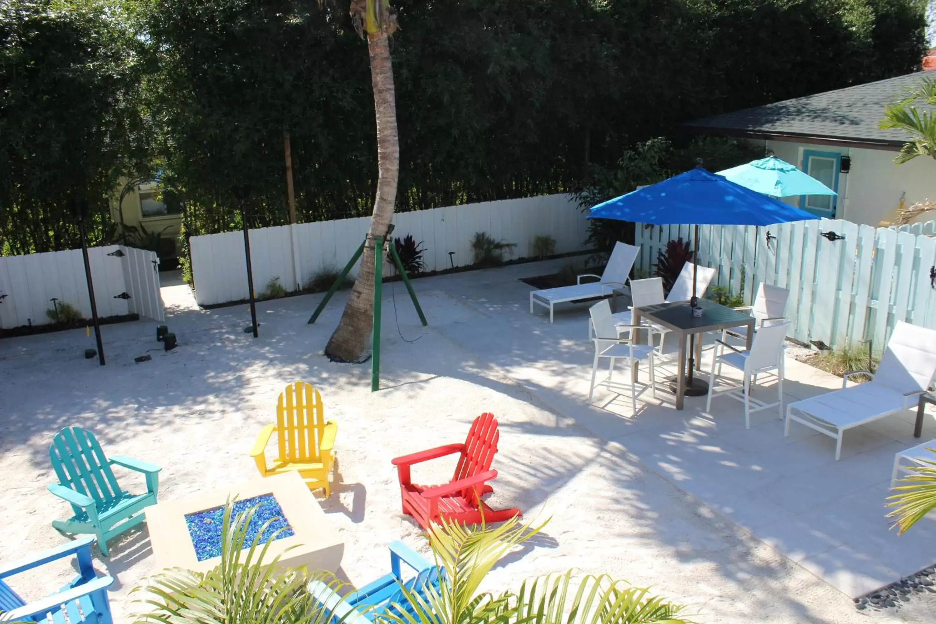 Garden in Siesta Key Palms Resort