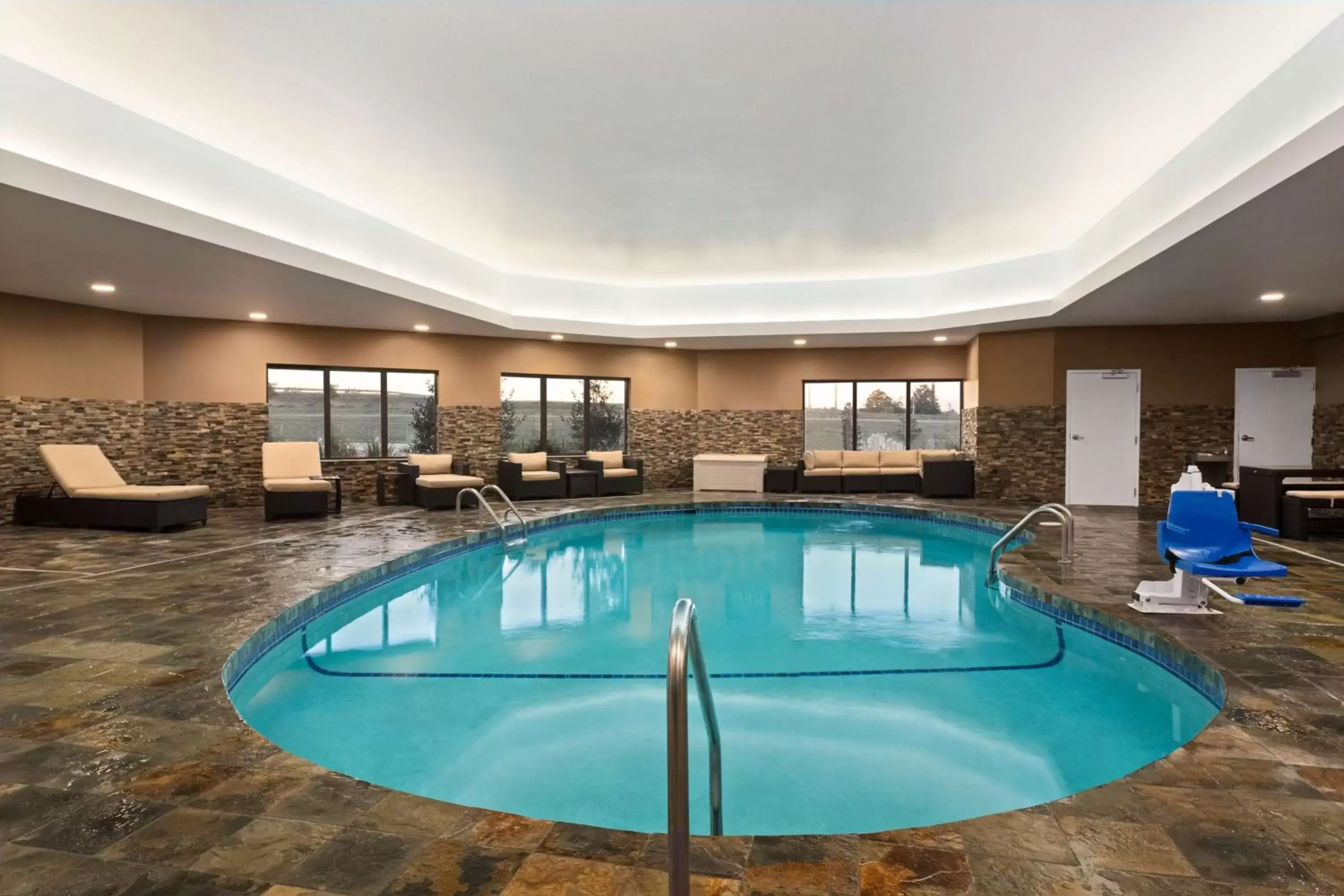 Pool view, Swimming Pool in Hampton Inn by Hilton Fort Smith