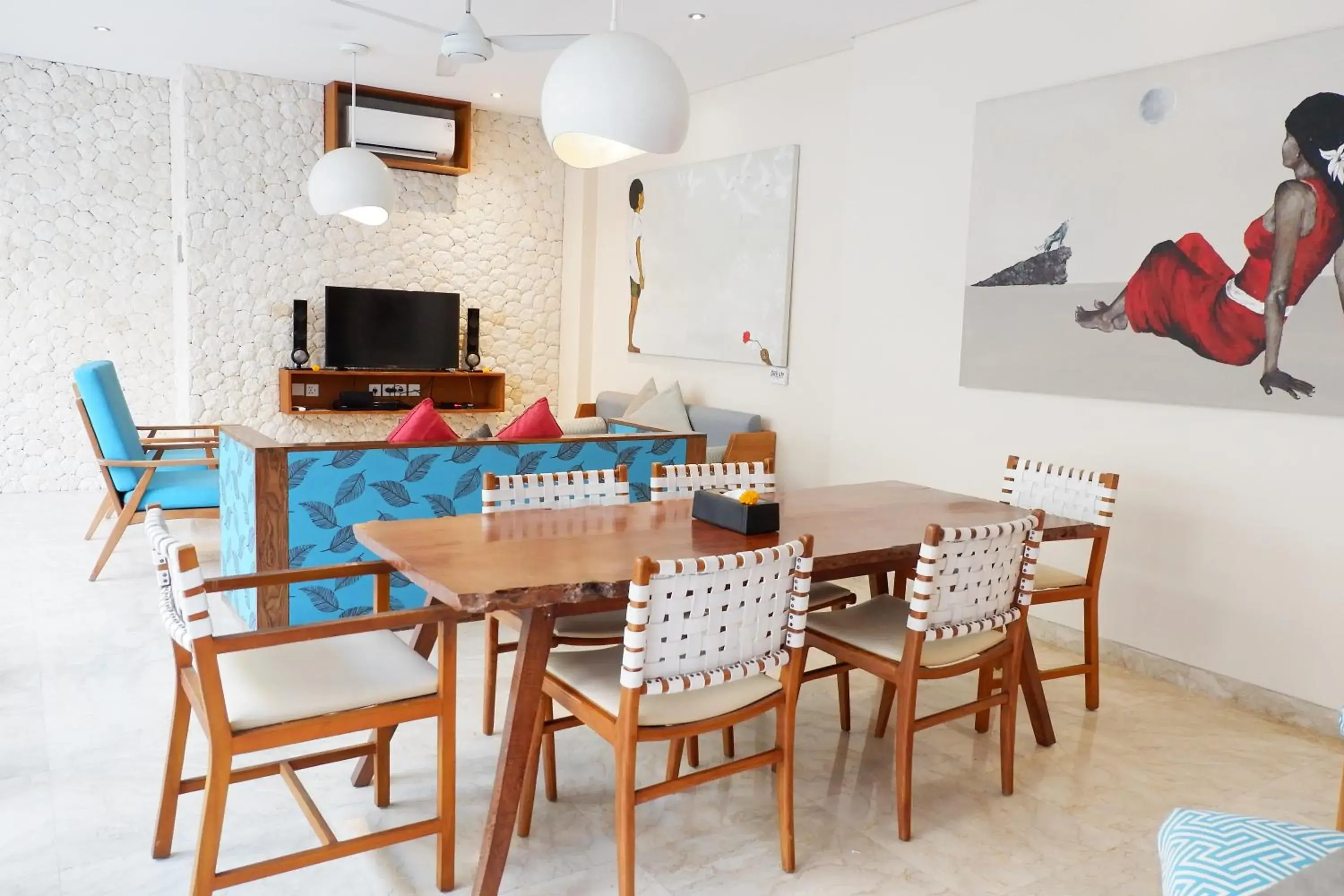 Kitchen or kitchenette, Dining Area in Beautiful Bali Villas