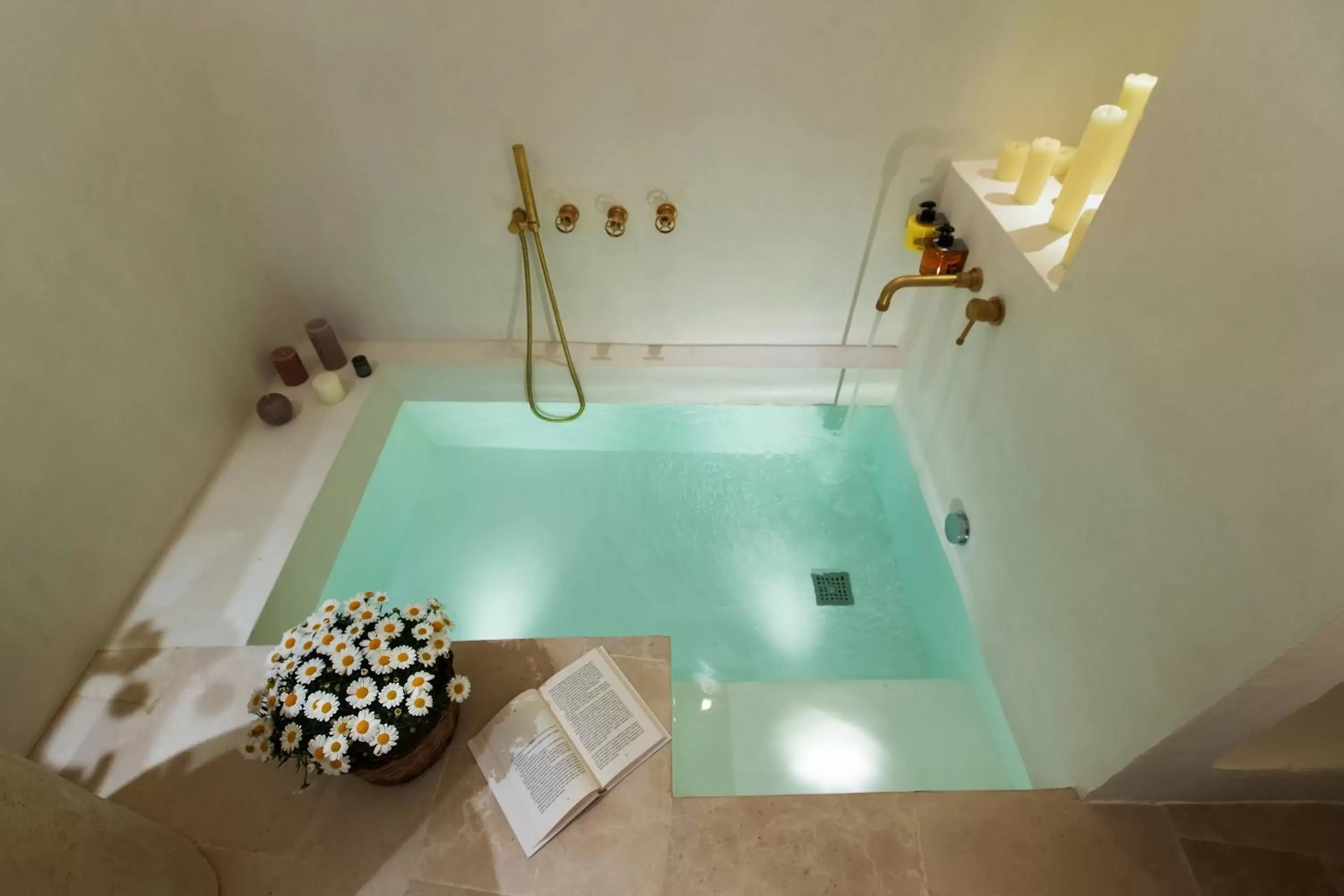 Bathroom, Swimming Pool in Corte Manfredi